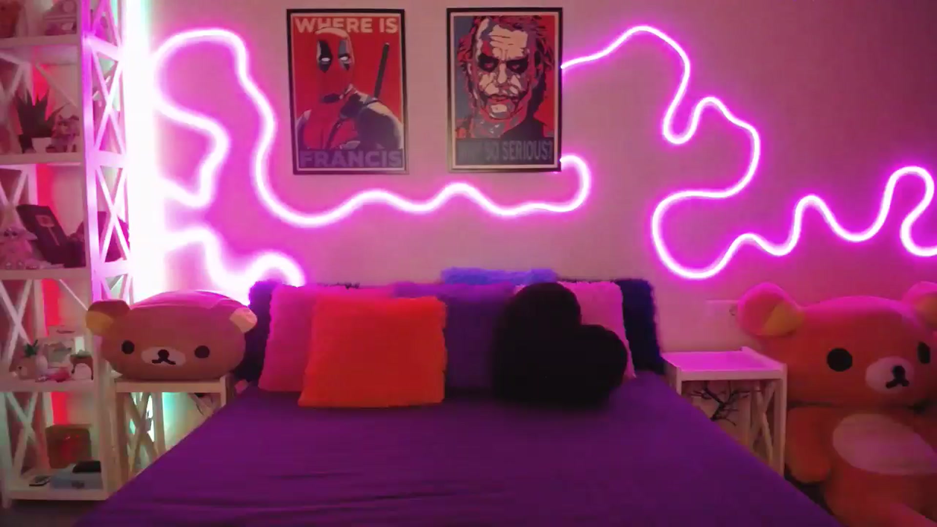 Gallery image thumbnail from HOWERGIRL's myfreecams stream on, 11/16/2025, 18:38 image 9 of 20