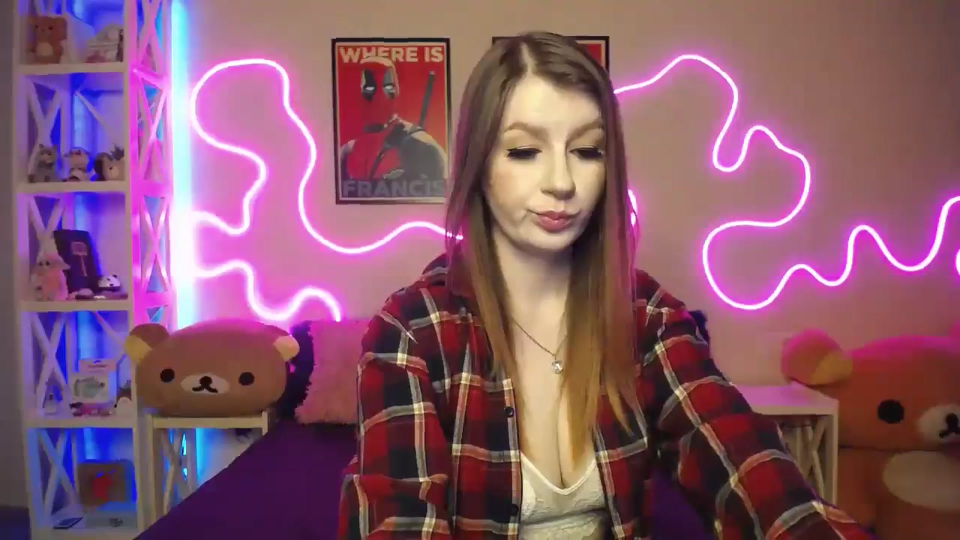 Gallery image thumbnail from HOWERGIRL's myfreecams stream on, 12/05/2025, 18:54 image 12 of 20