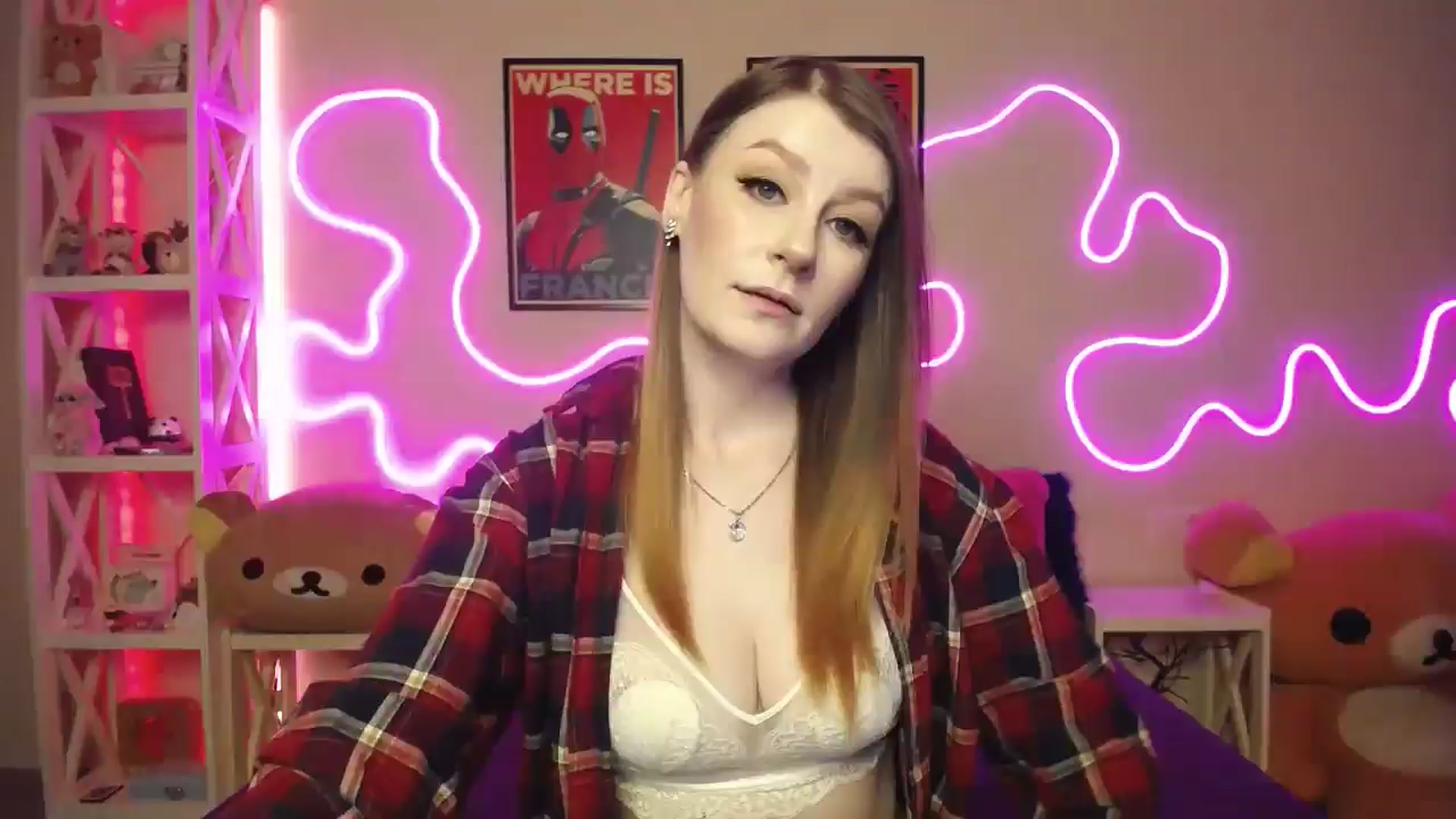 Gallery image thumbnail from HOWERGIRL's myfreecams stream on, 12/05/2025, 18:54 image 2 of 20