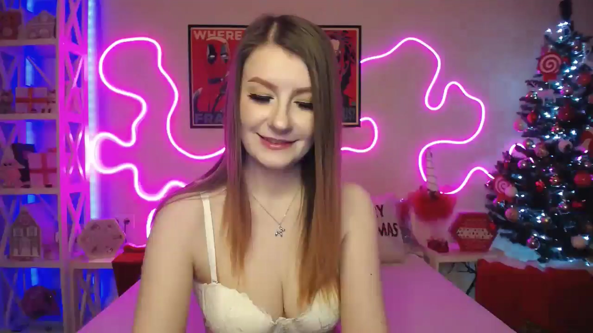 Gallery image thumbnail from HOWERGIRL's myfreecams stream on, 12/19/2025, 19:10 image 2 of 20