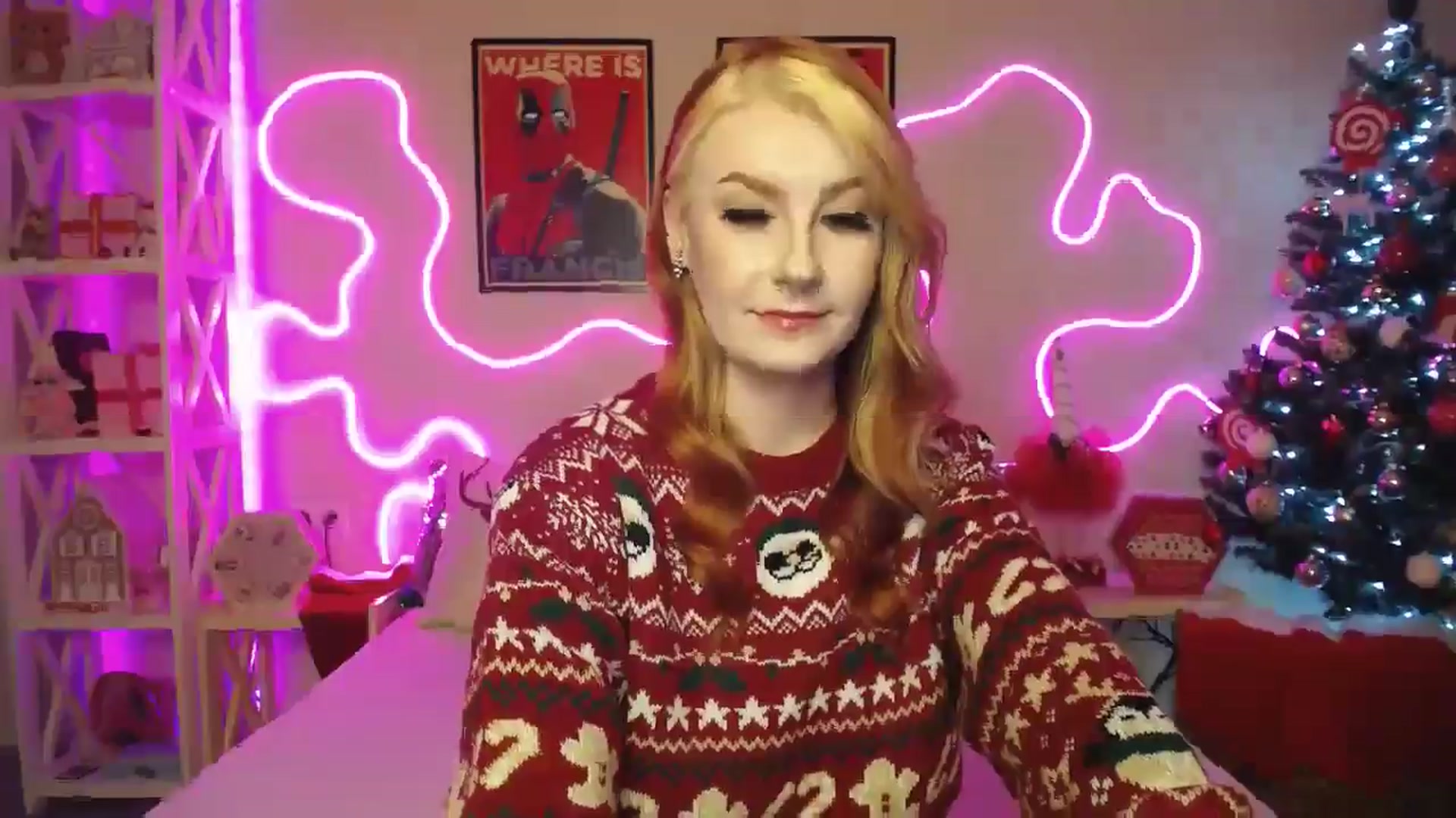 Gallery image thumbnail from HOWERGIRL's myfreecams stream on, 12/22/2025, 20:20 image 7 of 20