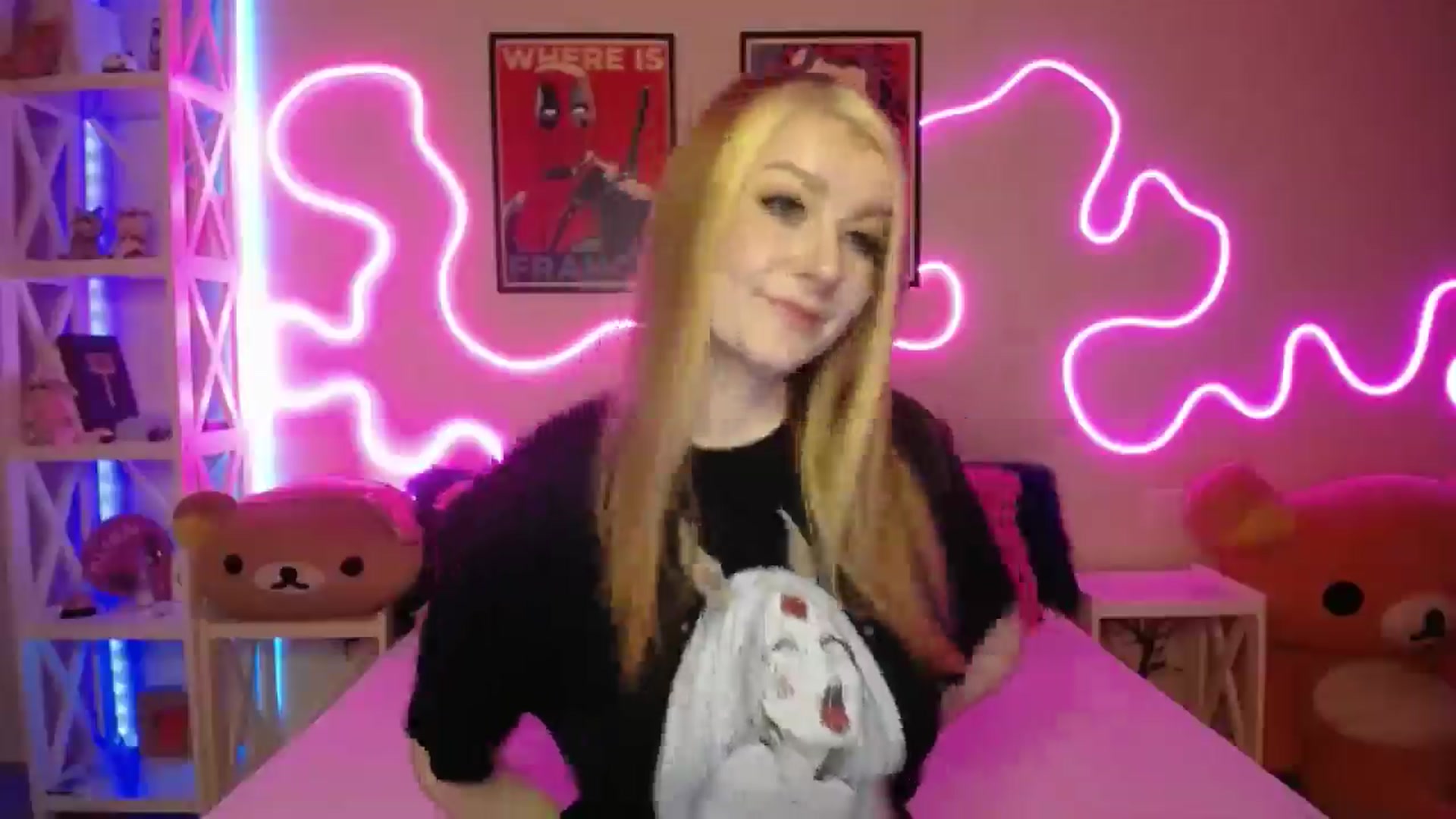 Gallery image thumbnail from HOWERGIRL's myfreecams stream on, 02/02/2026, 18:57 image 6 of 20