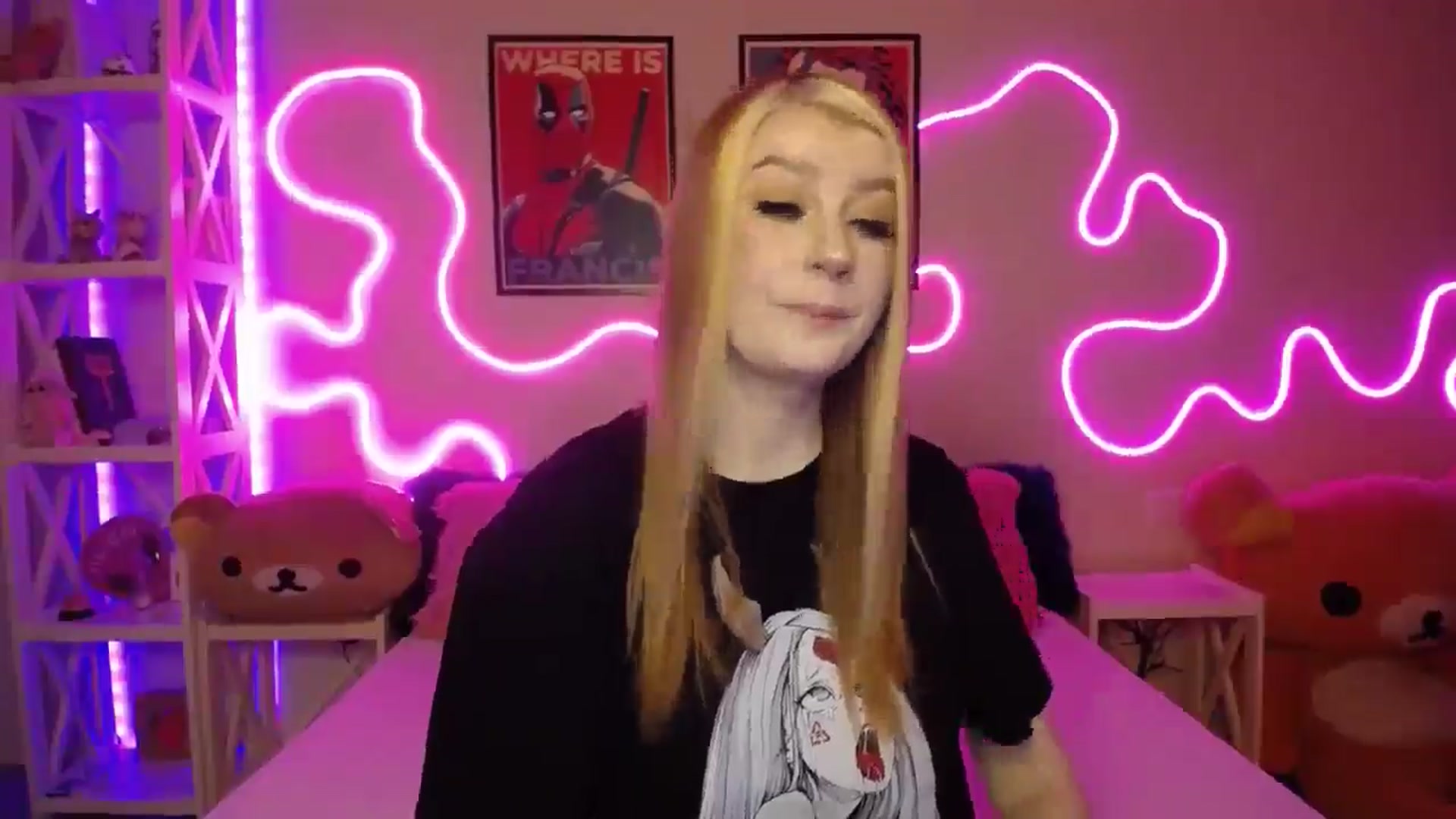 Gallery image thumbnail from HOWERGIRL's myfreecams stream on, 02/02/2026, 18:57 image 15 of 20