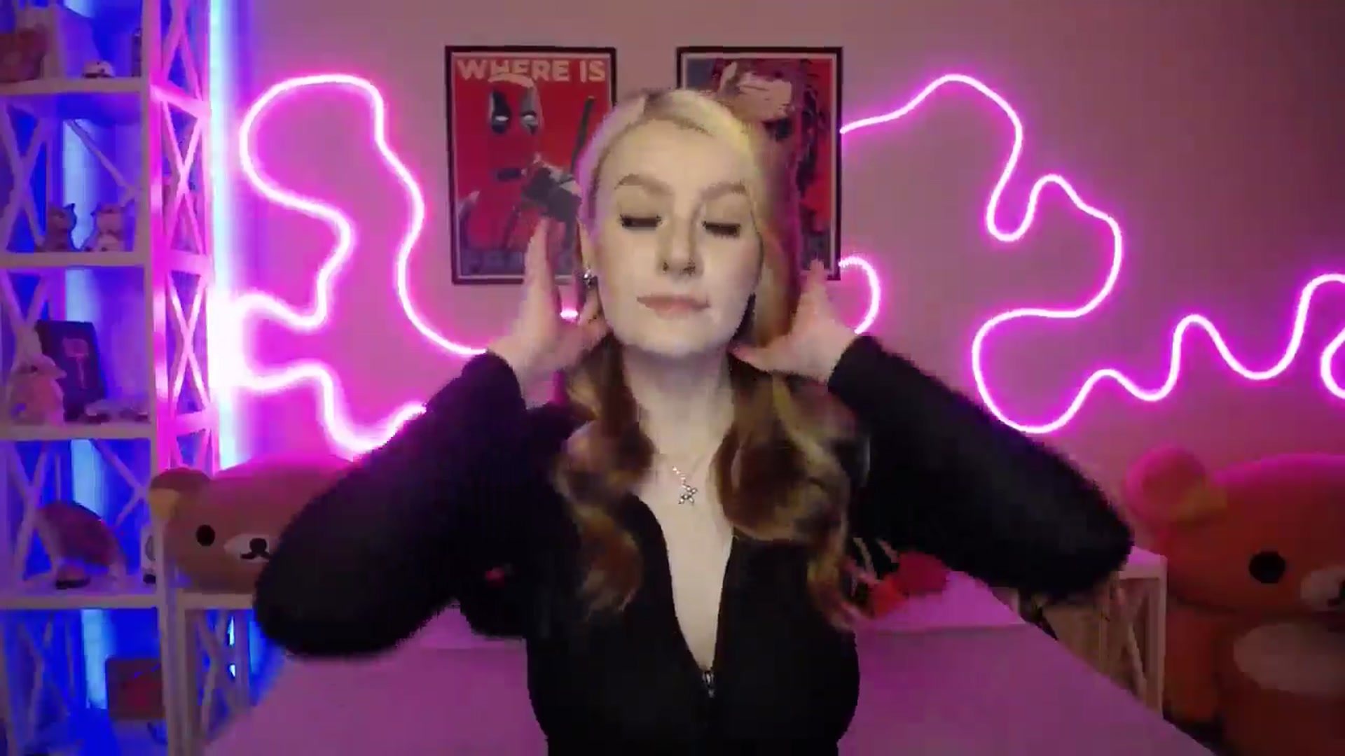 Gallery image thumbnail from HOWERGIRL's myfreecams stream on, 02/24/2026, 17:01 image 4 of 20