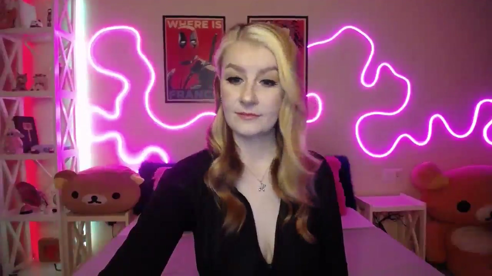 Gallery image thumbnail from HOWERGIRL's myfreecams stream on, 02/24/2026, 17:01 image 3 of 20