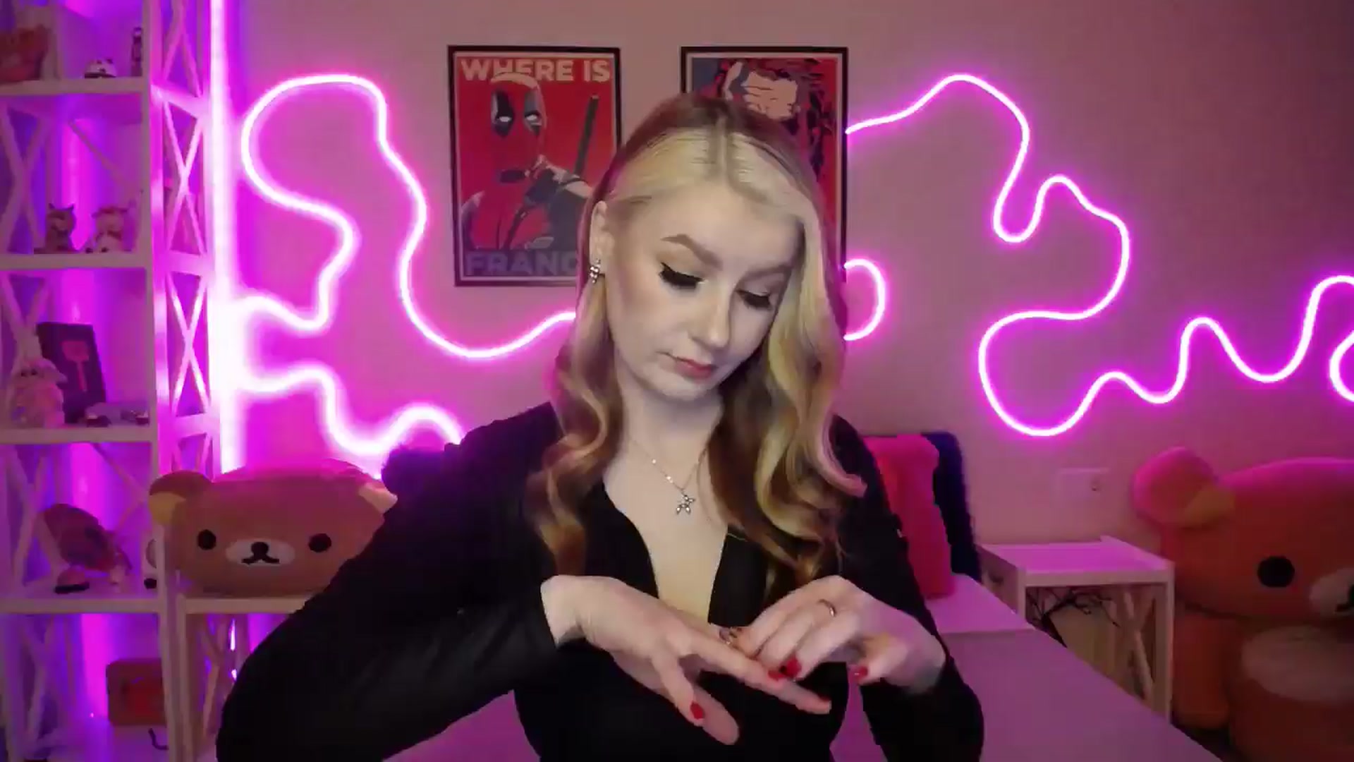 Gallery image thumbnail from HOWERGIRL's myfreecams stream on, 02/24/2026, 17:01 image 18 of 20