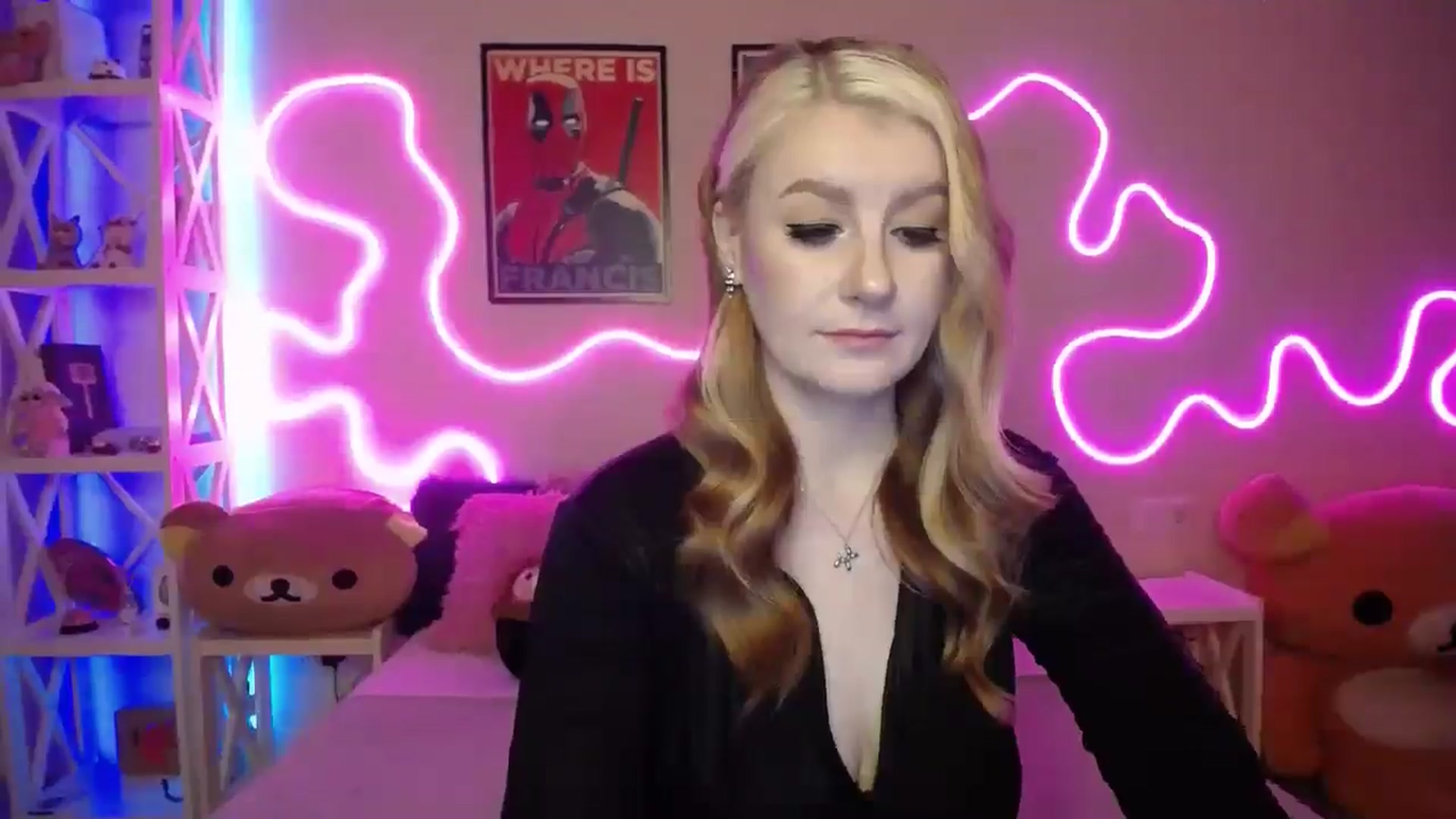 Gallery image thumbnail from HOWERGIRL's myfreecams stream on, 02/24/2026, 17:01 image 15 of 20