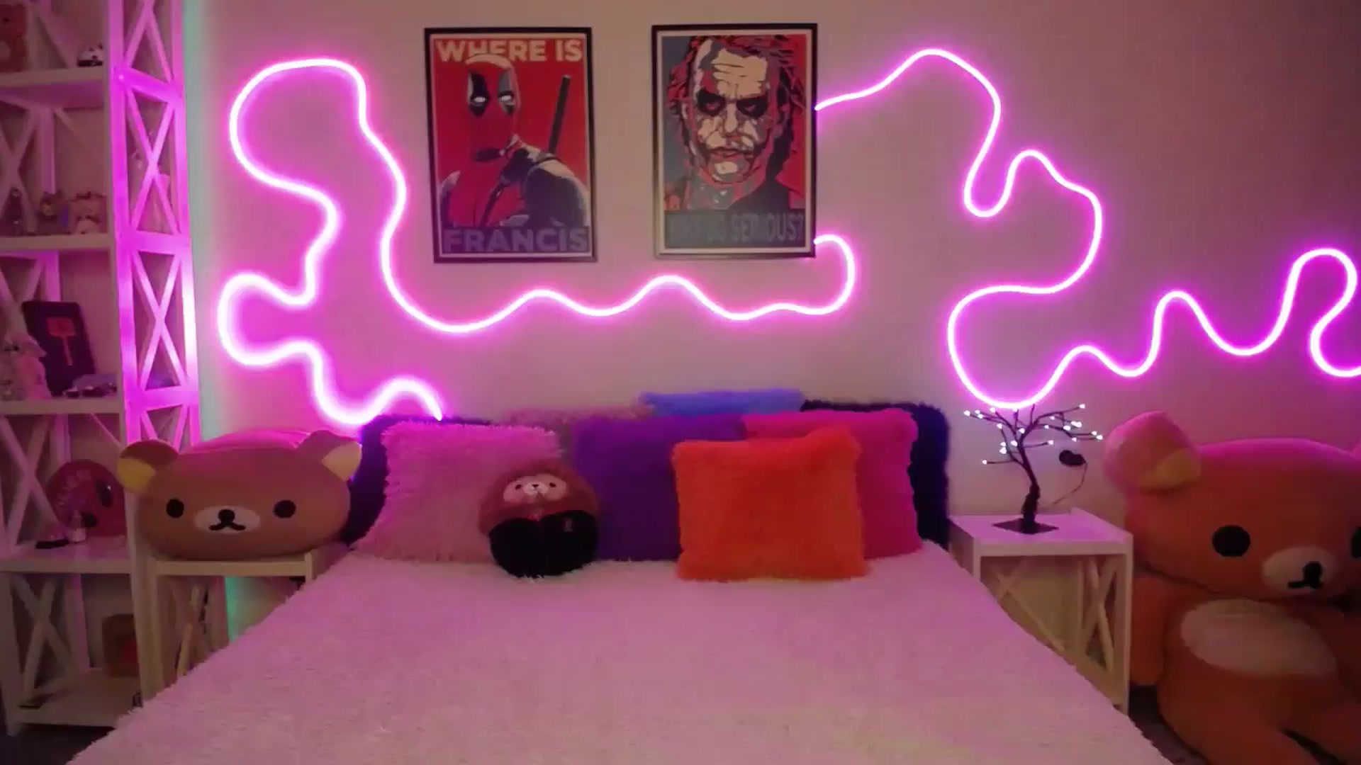 Gallery image thumbnail from HOWERGIRL's myfreecams stream on, 04/20/2026, 16:11 image 6 of 20