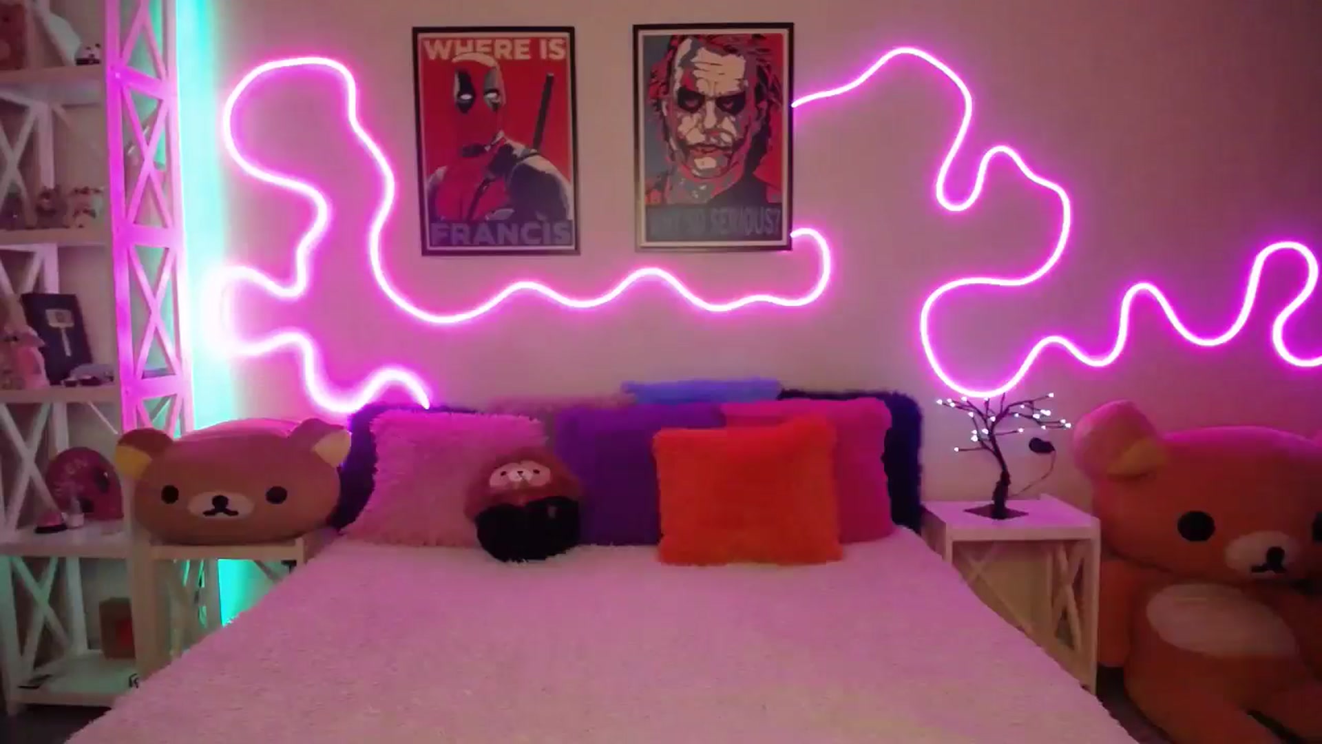 Gallery image thumbnail from HOWERGIRL's myfreecams stream on, 04/20/2026, 16:11 image 4 of 20