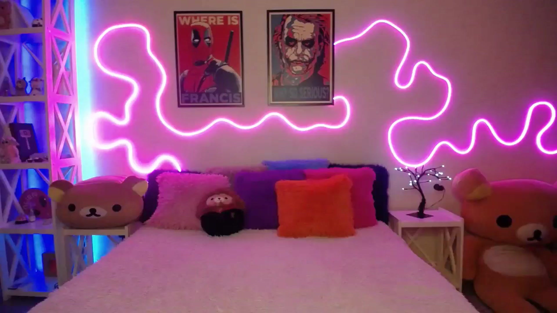Gallery image thumbnail from HOWERGIRL's myfreecams stream on, 04/20/2026, 16:11 image 15 of 20