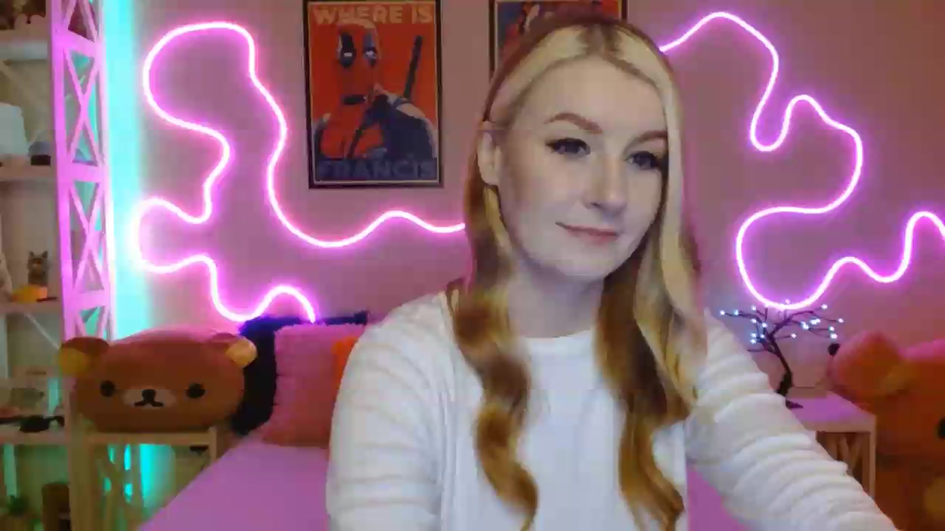 Gallery image thumbnail from HOWERGIRL's myfreecams stream on, 06/29/2026, 17:21 image 15 of 20