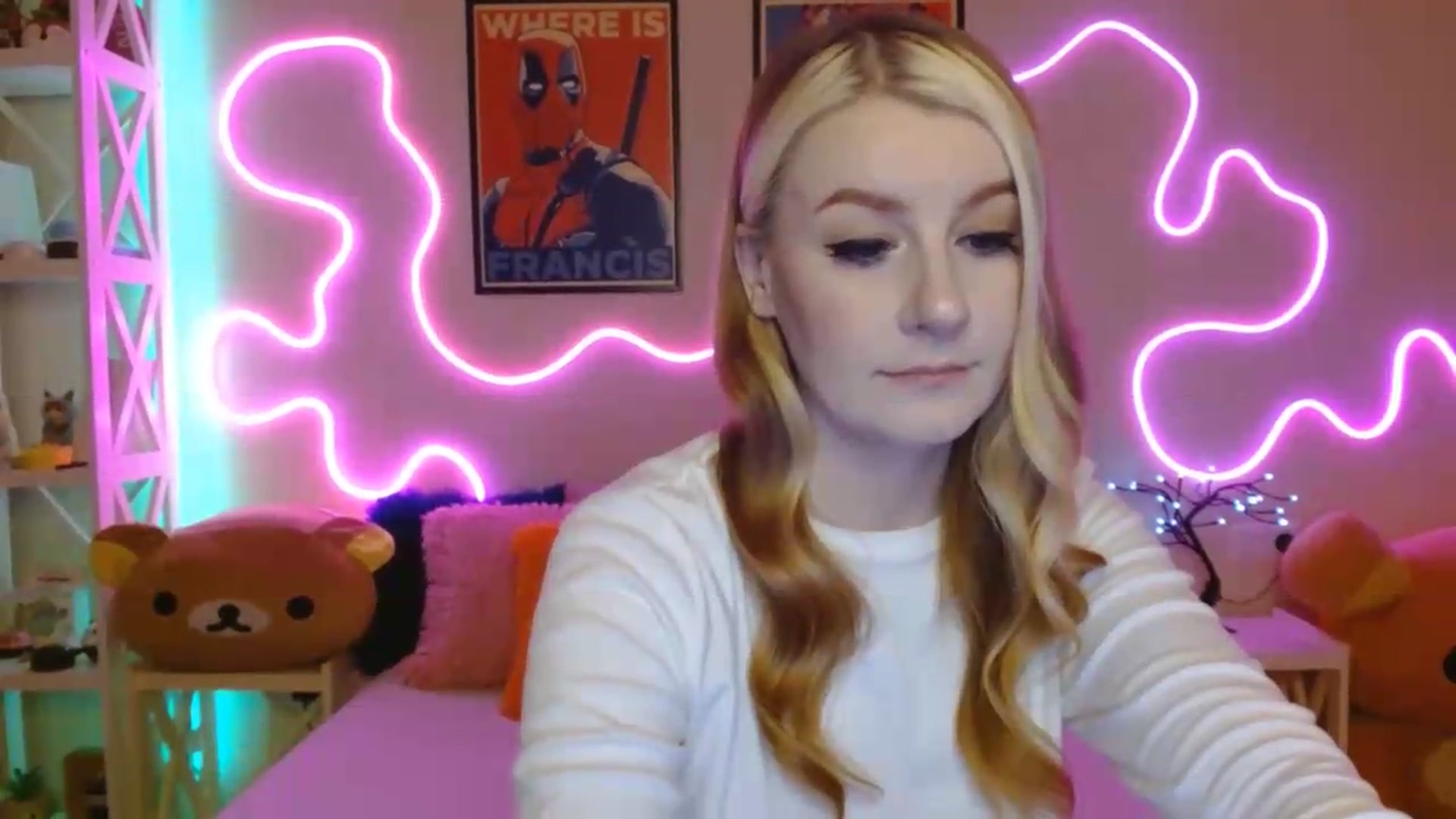 Gallery image thumbnail from HOWERGIRL's myfreecams stream on, 06/29/2026, 17:21 image 6 of 20