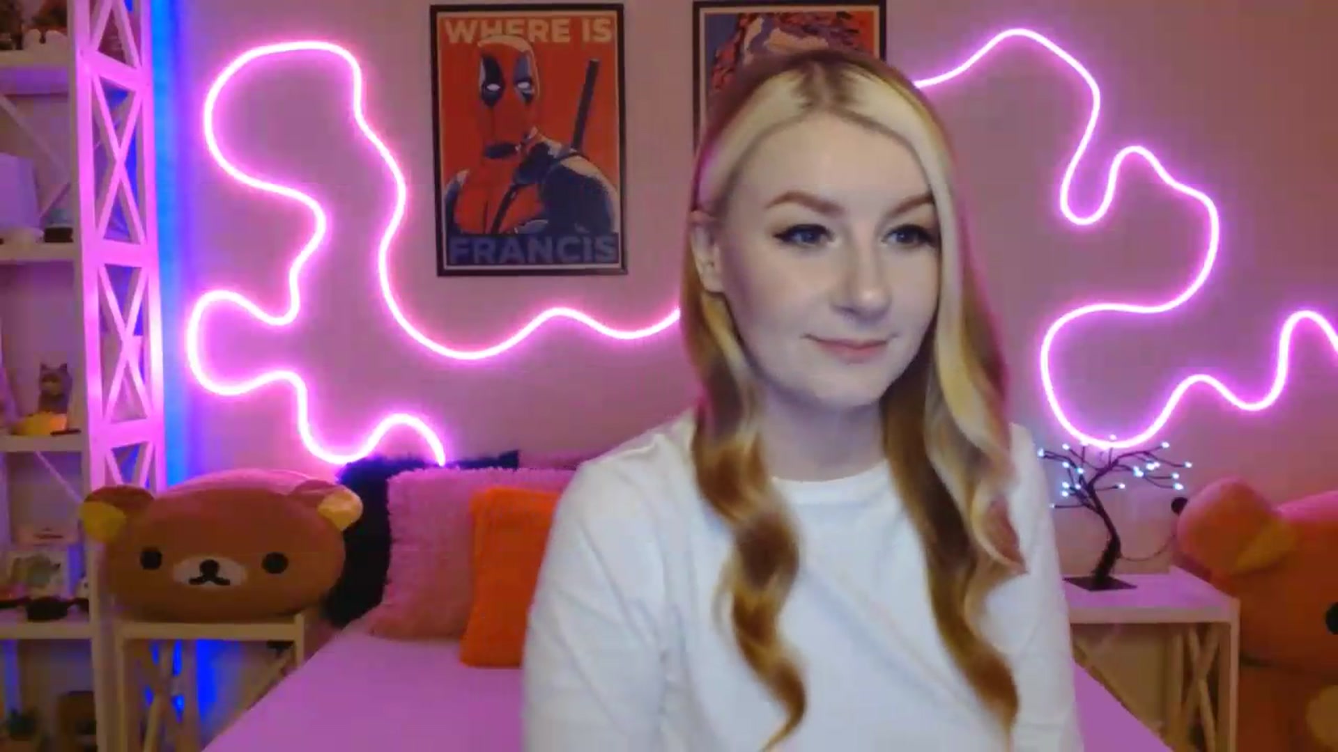 Gallery image thumbnail from HOWERGIRL's myfreecams stream on, 06/29/2026, 17:21 image 2 of 20