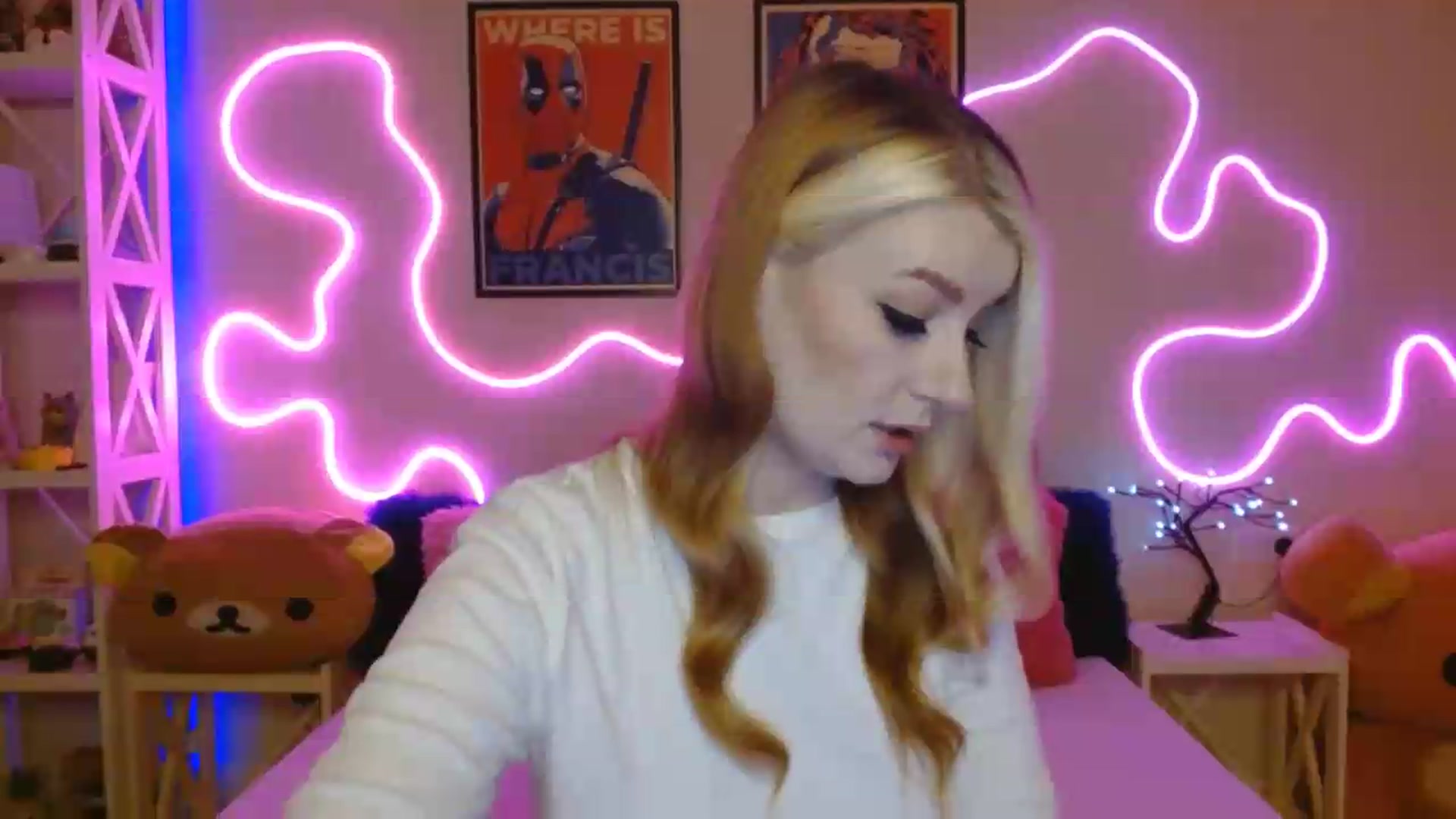 Gallery image thumbnail from HOWERGIRL's myfreecams stream on, 06/29/2026, 17:21 image 12 of 20