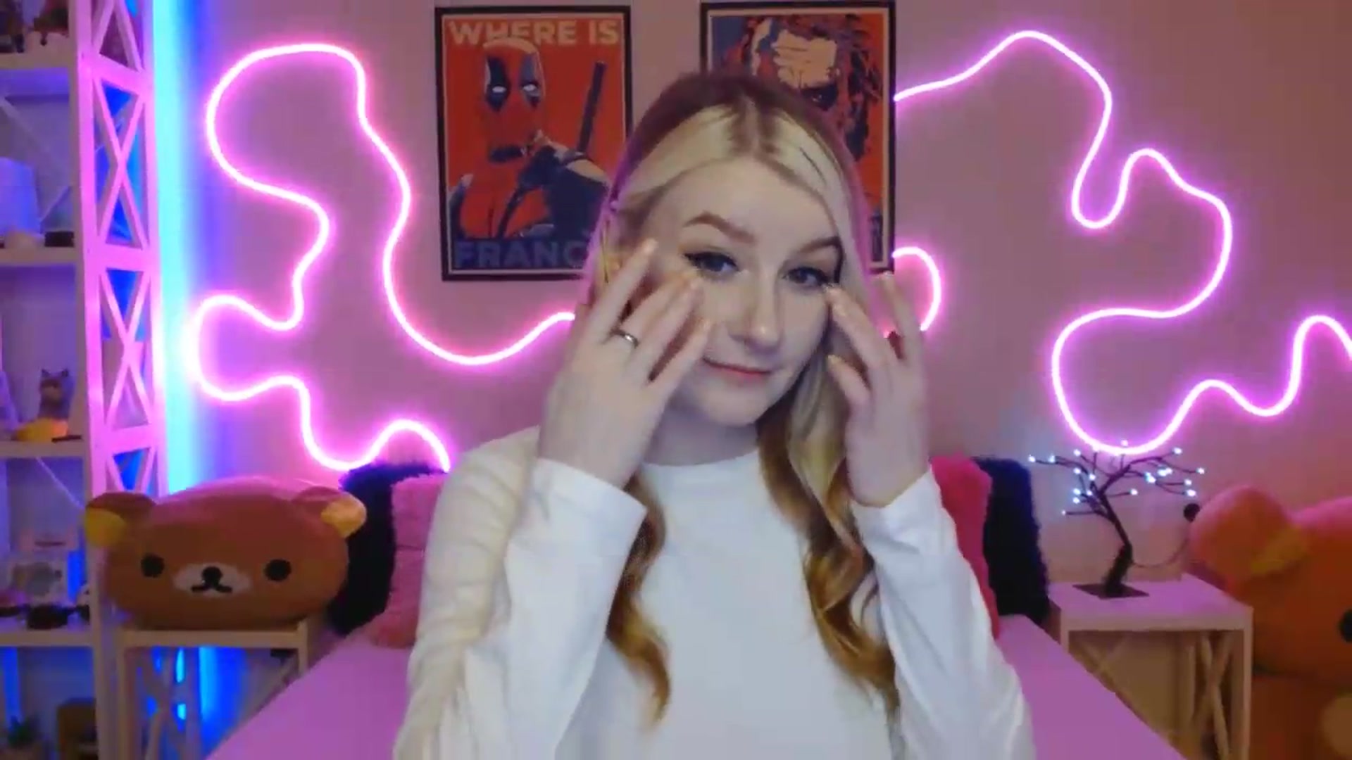 Gallery image thumbnail from HOWERGIRL's myfreecams stream on, 06/29/2026, 18:07 image 2 of 20