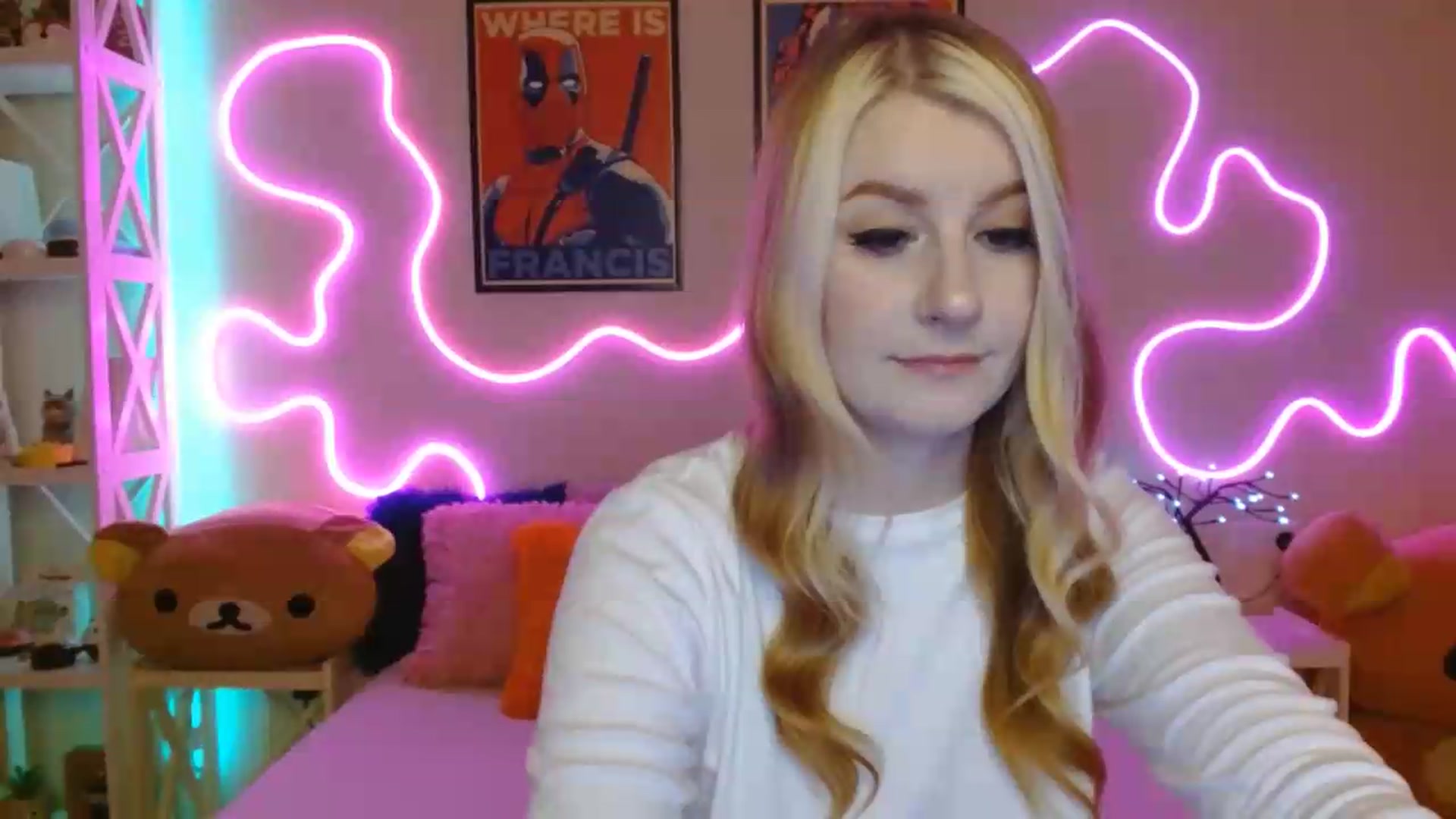 Gallery image thumbnail from HOWERGIRL's myfreecams stream on, 06/29/2026, 18:07 image 14 of 20