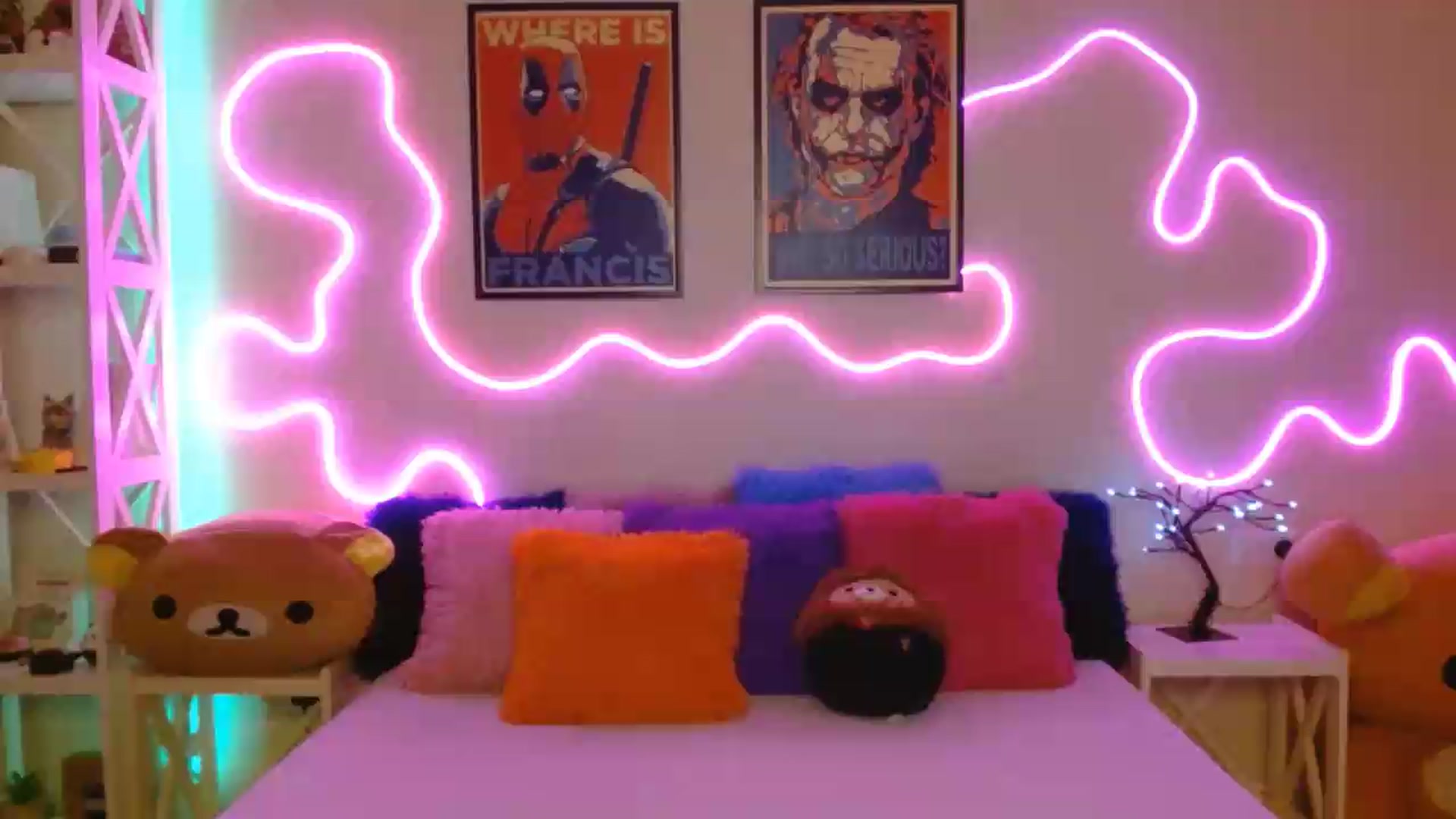 Gallery image thumbnail from HOWERGIRL's myfreecams stream on, 06/29/2026, 18:07 image 20 of 20