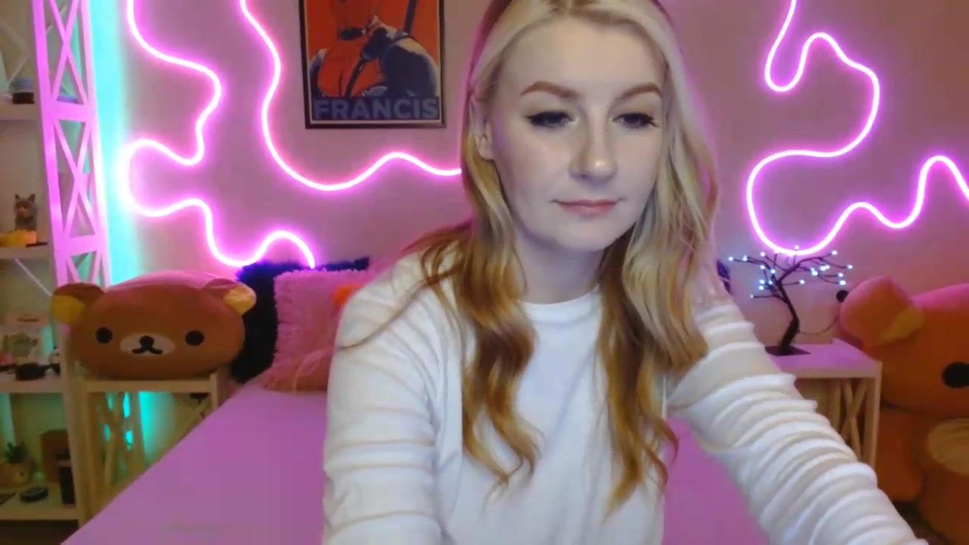 Gallery image thumbnail from HOWERGIRL's myfreecams stream on, 06/29/2026, 21:03 image 9 of 20
