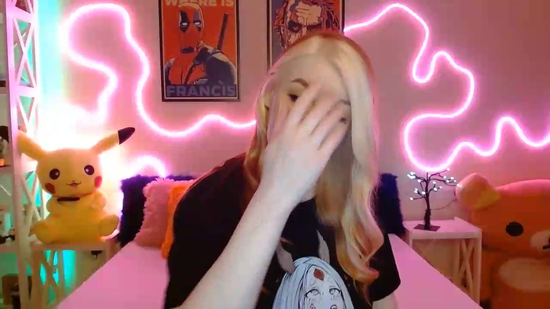 Gallery image thumbnail from HOWERGIRL's myfreecams stream on, 07/01/2026, 19:03 image 13 of 20