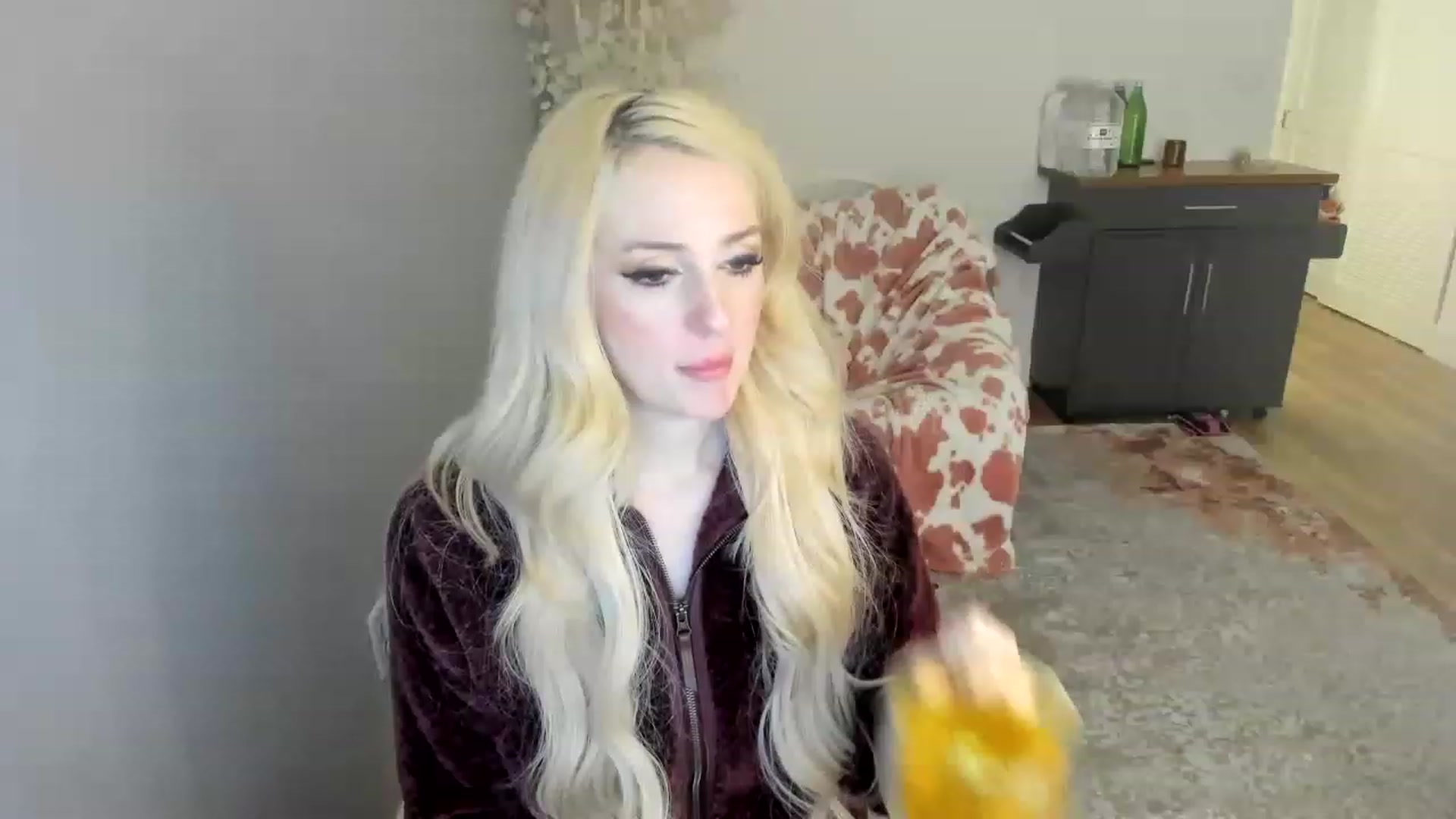 Gallery image thumbnail from HUGECockDomme's myfreecams stream on, 12/26/2022, 12:24 image 1 of 20