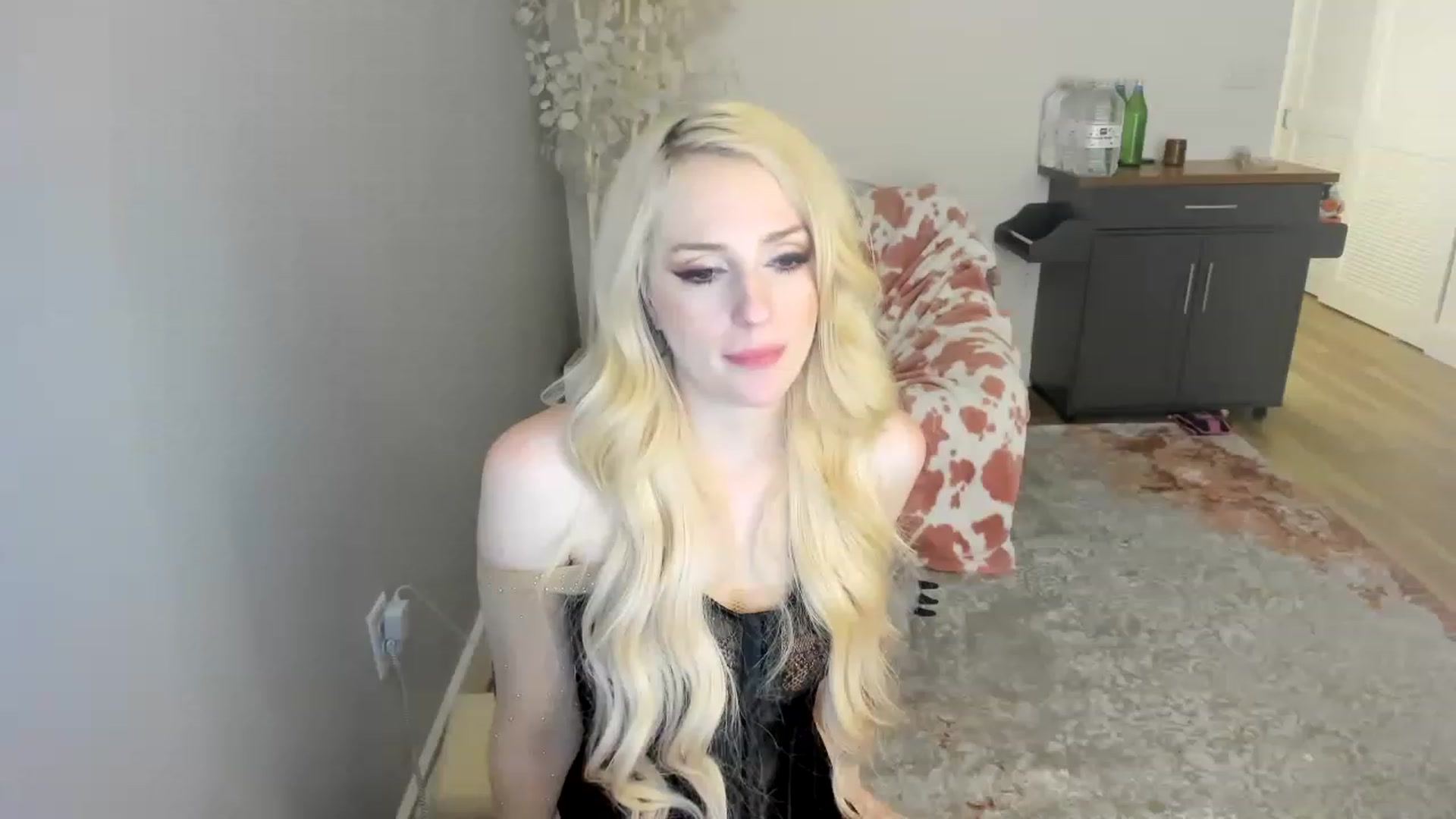 Gallery image thumbnail from HUGECockDomme's myfreecams stream on, 12/26/2022, 12:24 image 18 of 20