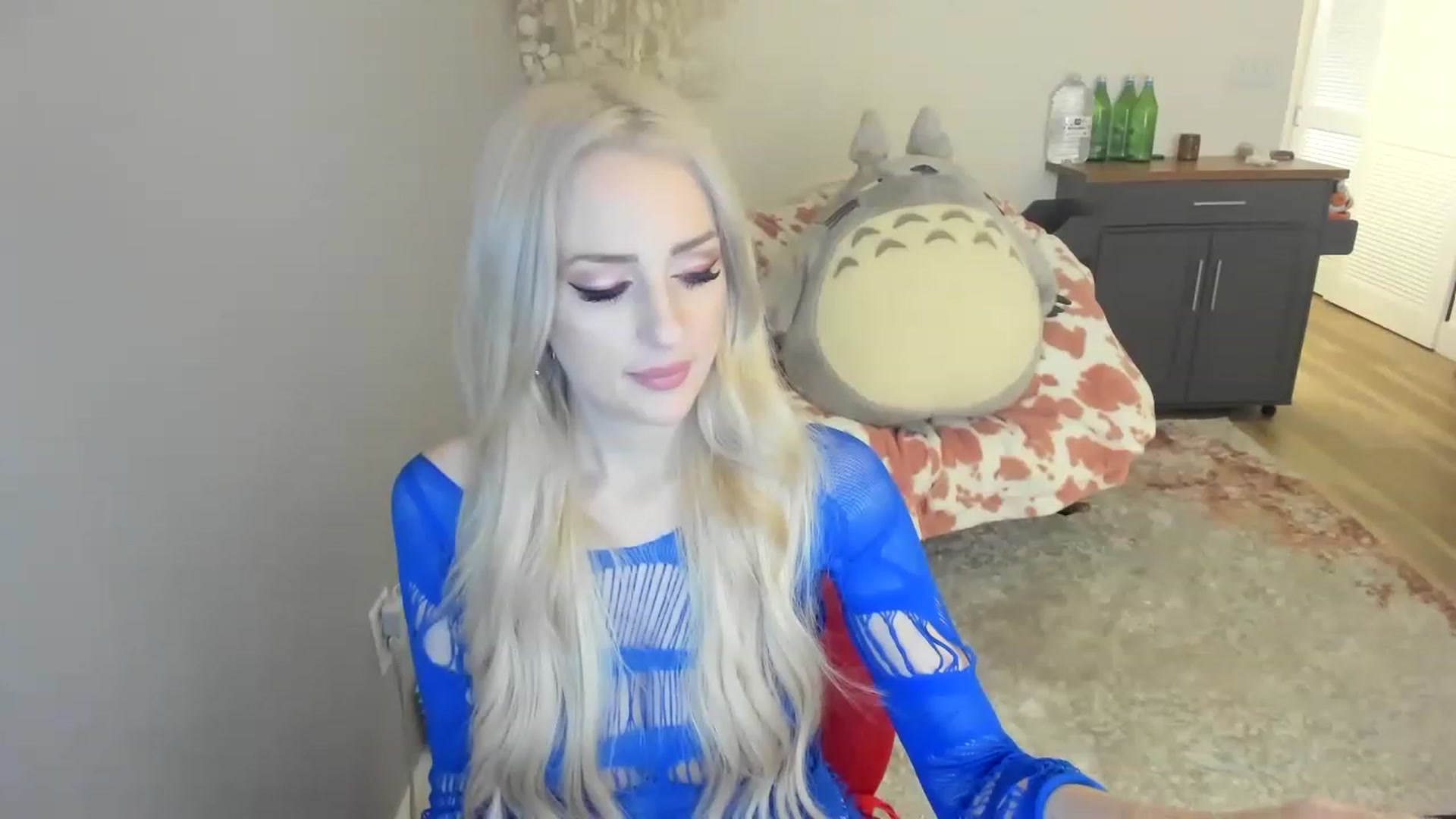 Gallery image thumbnail from HUGECockDomme's myfreecams stream on, 01/23/2023, 07:08 image 10 of 20