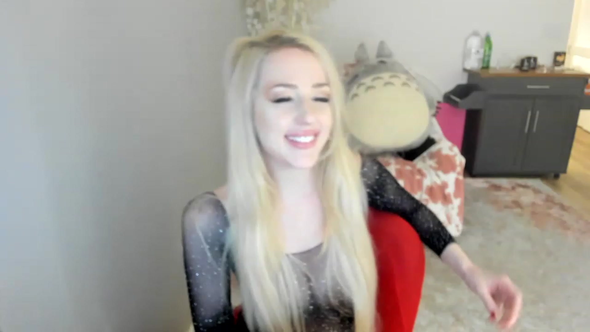 Gallery image thumbnail from HUGECockDomme's myfreecams stream on, 03/02/2023, 02:42 image 18 of 20