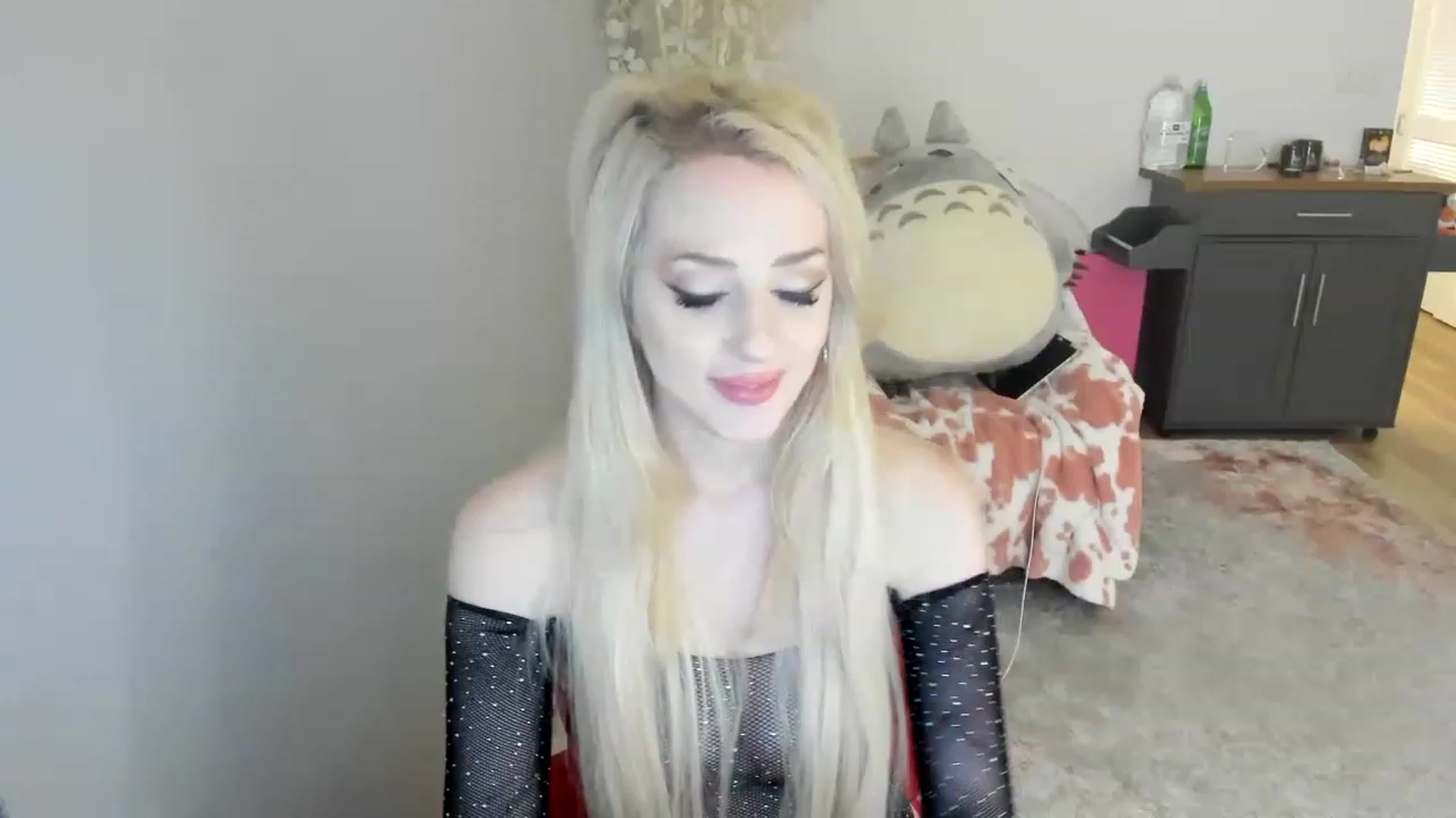 Gallery image thumbnail from HUGECockDomme's myfreecams stream on, 03/02/2023, 02:42 image 14 of 20