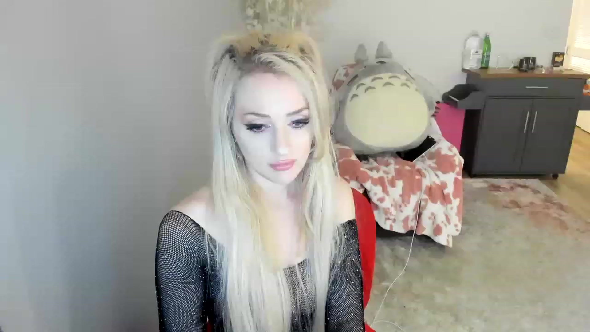 Gallery image thumbnail from HUGECockDomme's myfreecams stream on, 03/02/2023, 07:18 image 3 of 20