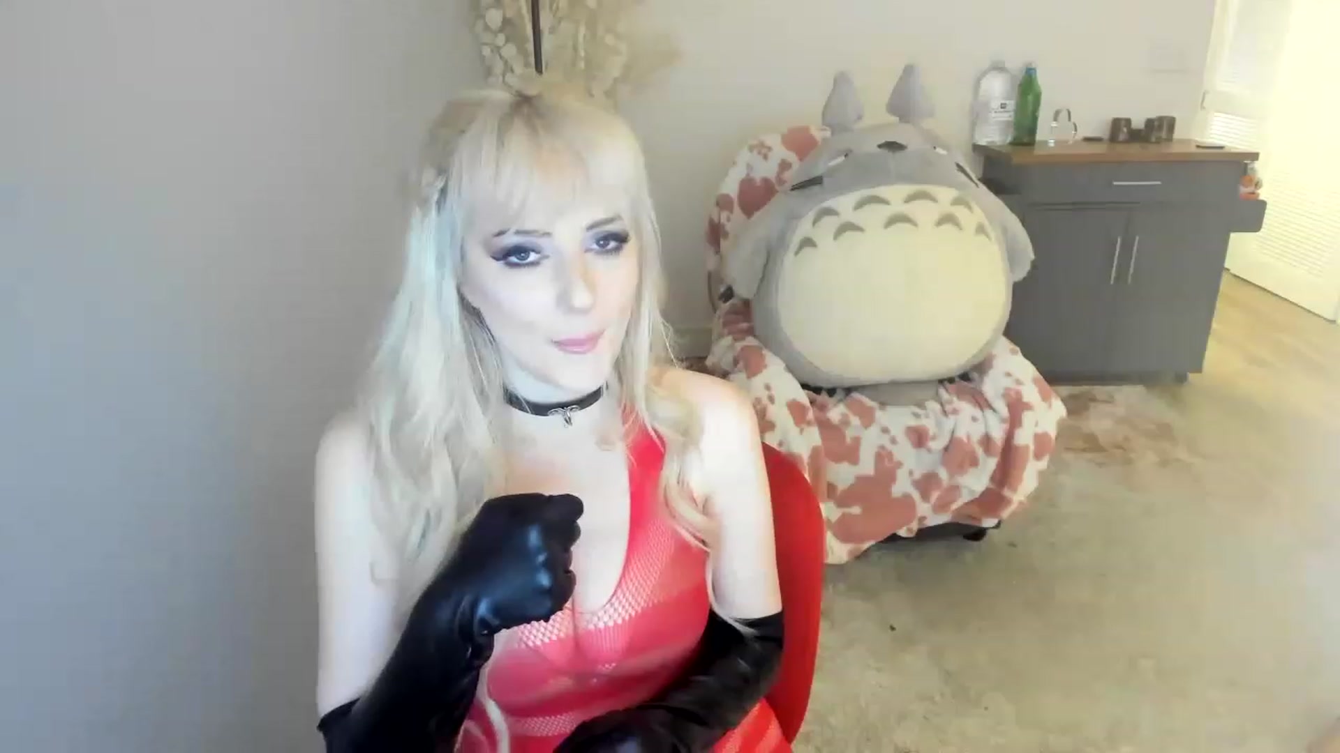 Gallery image thumbnail from HUGECockDomme's myfreecams stream on, 06/12/2023, 02:27 image 3 of 20