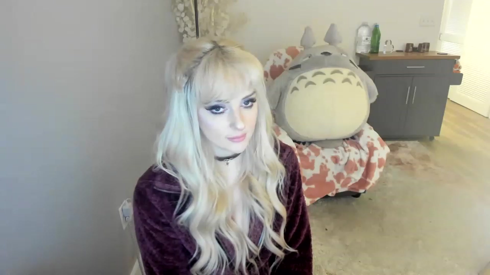 Gallery image thumbnail from HUGECockDomme's myfreecams stream on, 06/12/2023, 09:05 image 4 of 20
