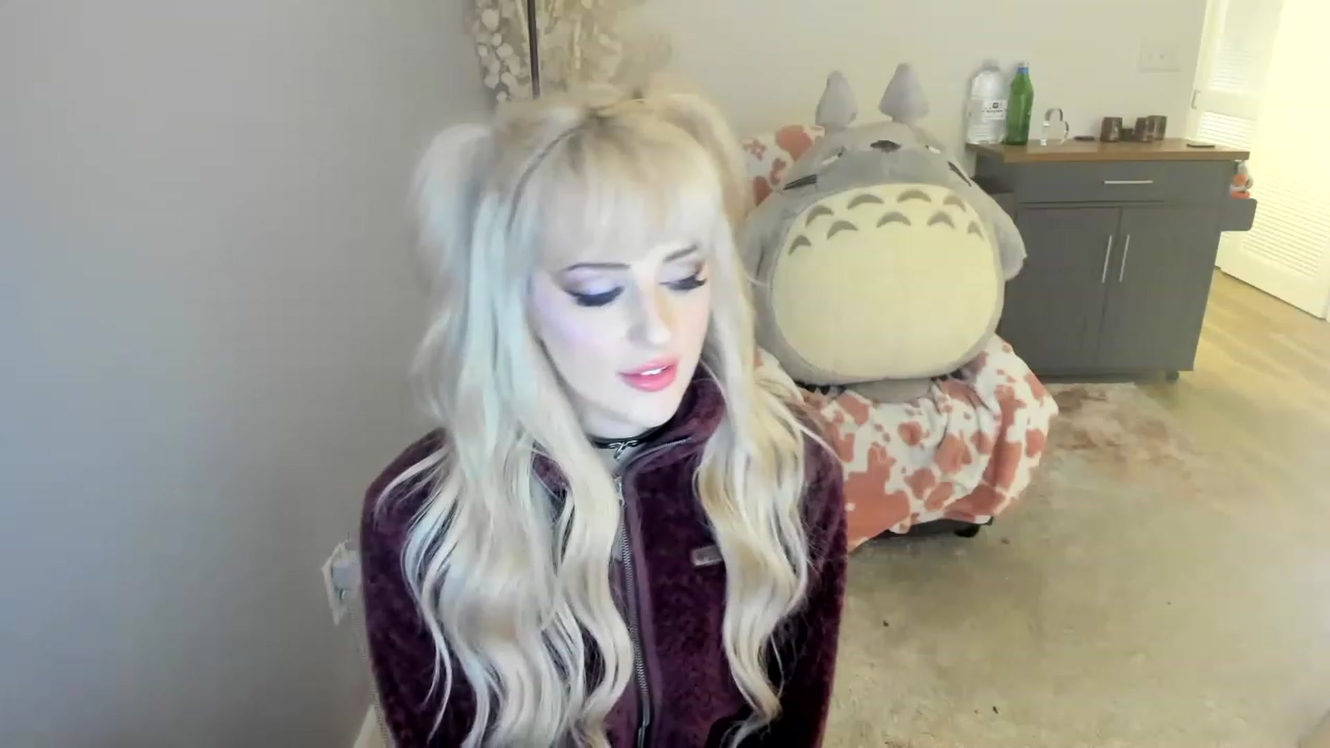 Gallery image thumbnail from HUGECockDomme's myfreecams stream on, 06/12/2023, 10:48 image 10 of 20