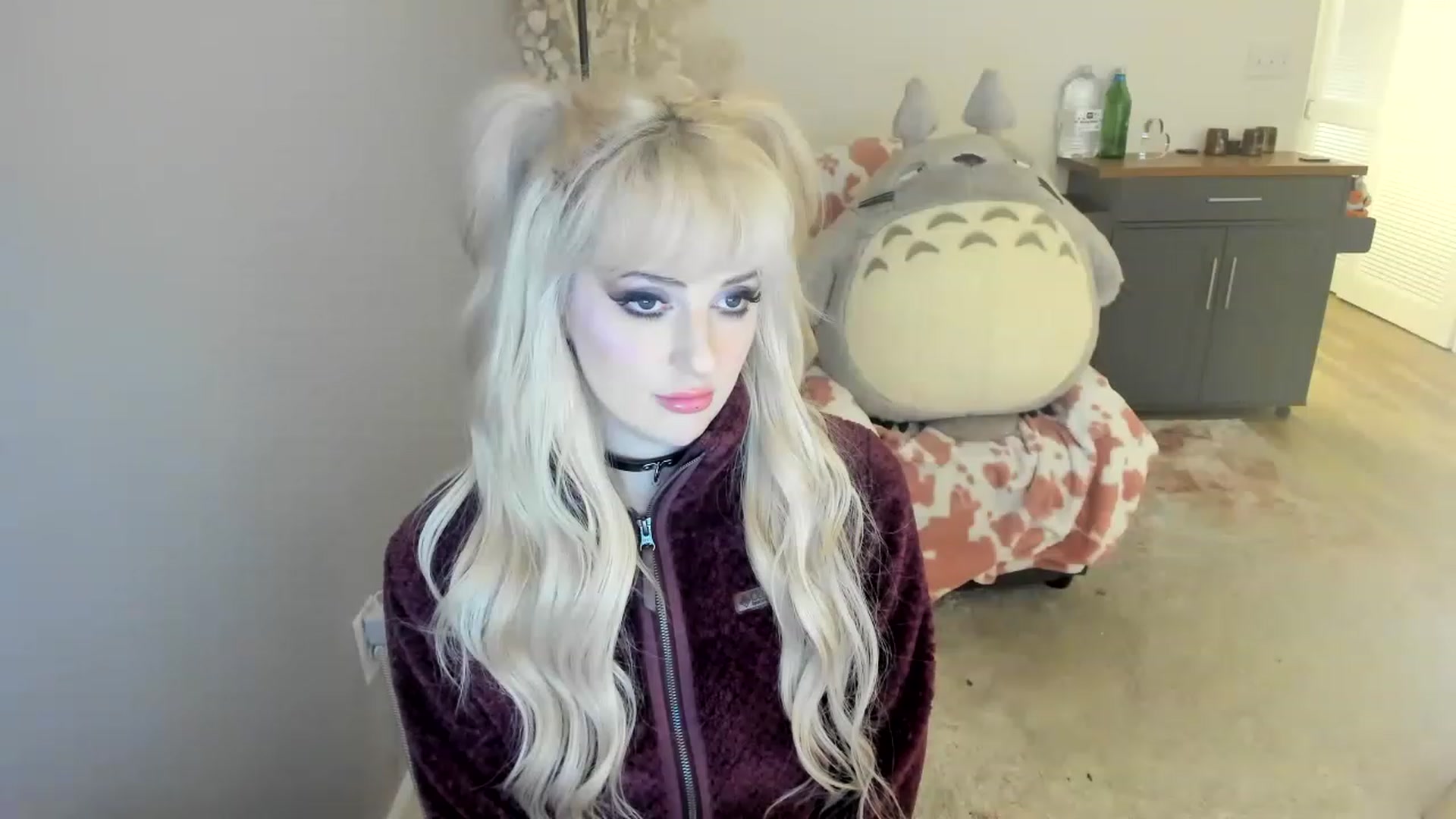 Gallery image thumbnail from HUGECockDomme's myfreecams stream on, 06/12/2023, 10:48 image 2 of 20