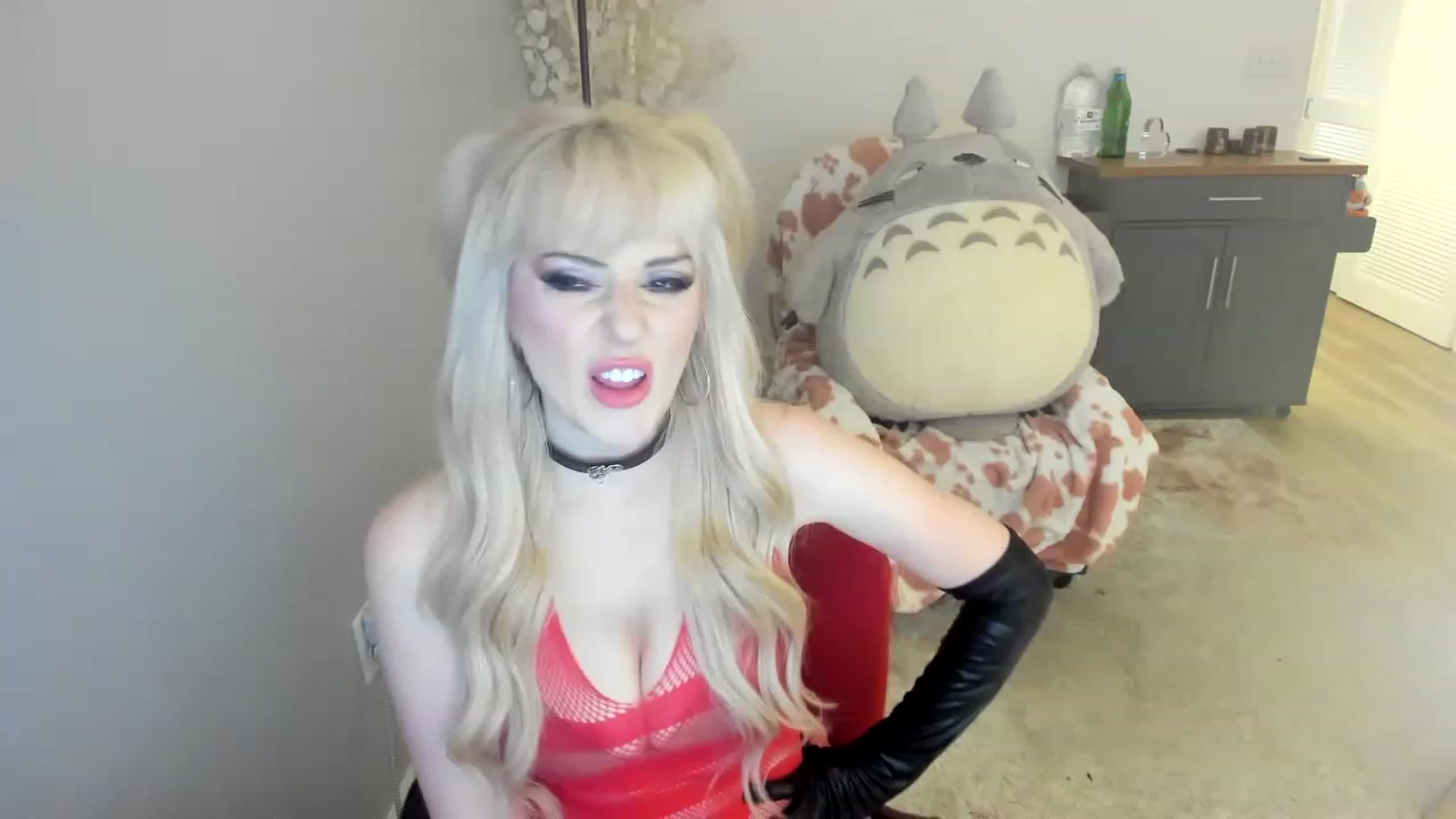 Gallery image thumbnail from HUGECockDomme's myfreecams stream on, 06/12/2023, 11:16 image 20 of 20