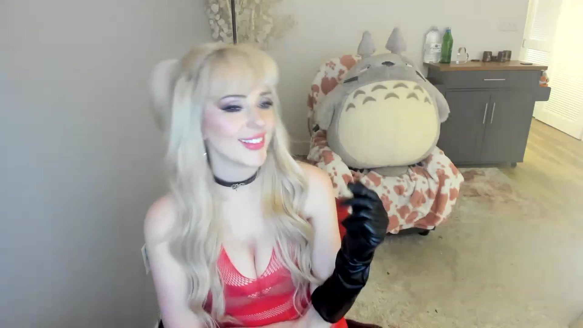 Gallery image thumbnail from HUGECockDomme's myfreecams stream on, 06/12/2023, 11:16 image 18 of 20