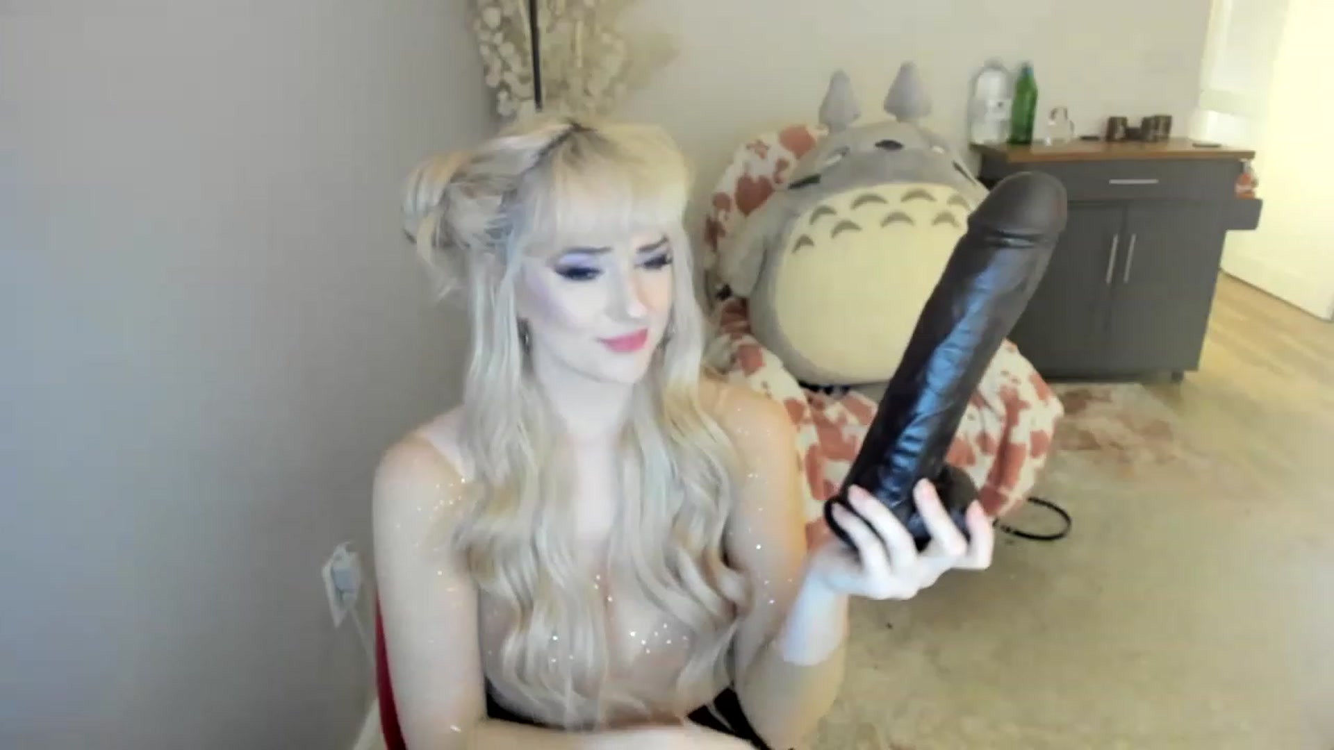 Gallery image thumbnail from HUGECockDomme's myfreecams stream on, 06/13/2023, 03:34 image 14 of 20