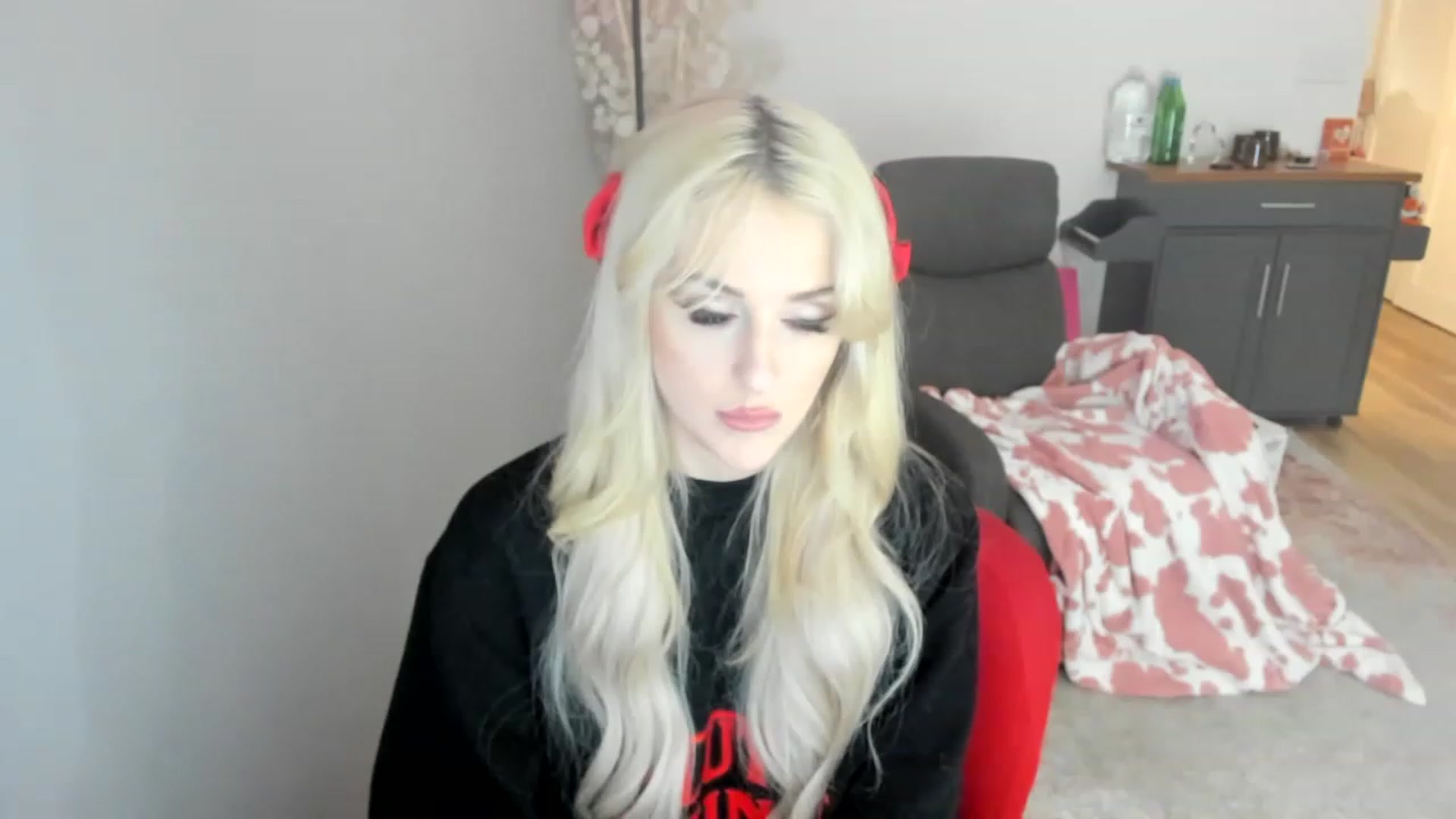 Gallery image thumbnail from HUGEcuckDOMME's myfreecams stream on, 04/23/2023, 08:12 image 20 of 20