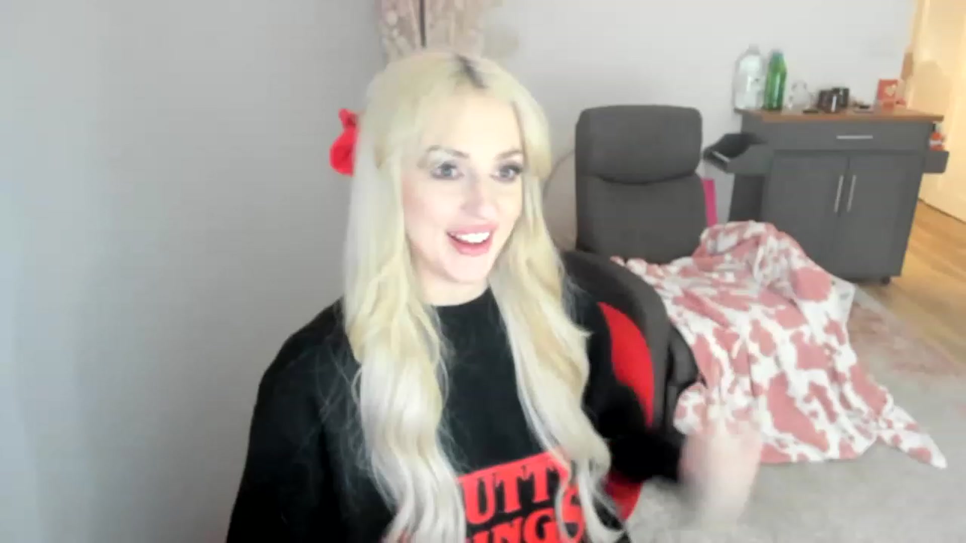 Gallery image thumbnail from HUGEcuckDOMME's myfreecams stream on, 04/23/2023, 10:48 image 15 of 20