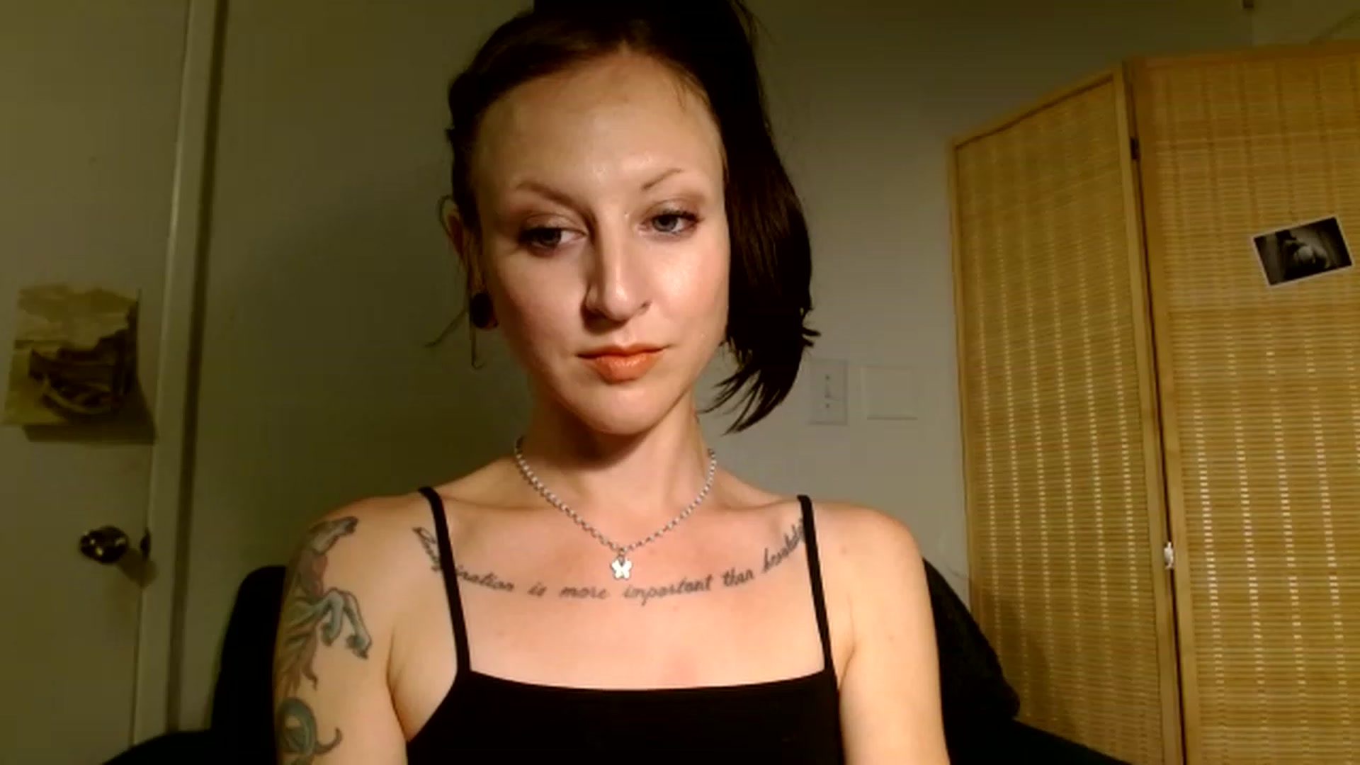 Gallery image thumbnail from Hail3y's myfreecams stream on, 11/18/2022, 20:51 image 4 of 20