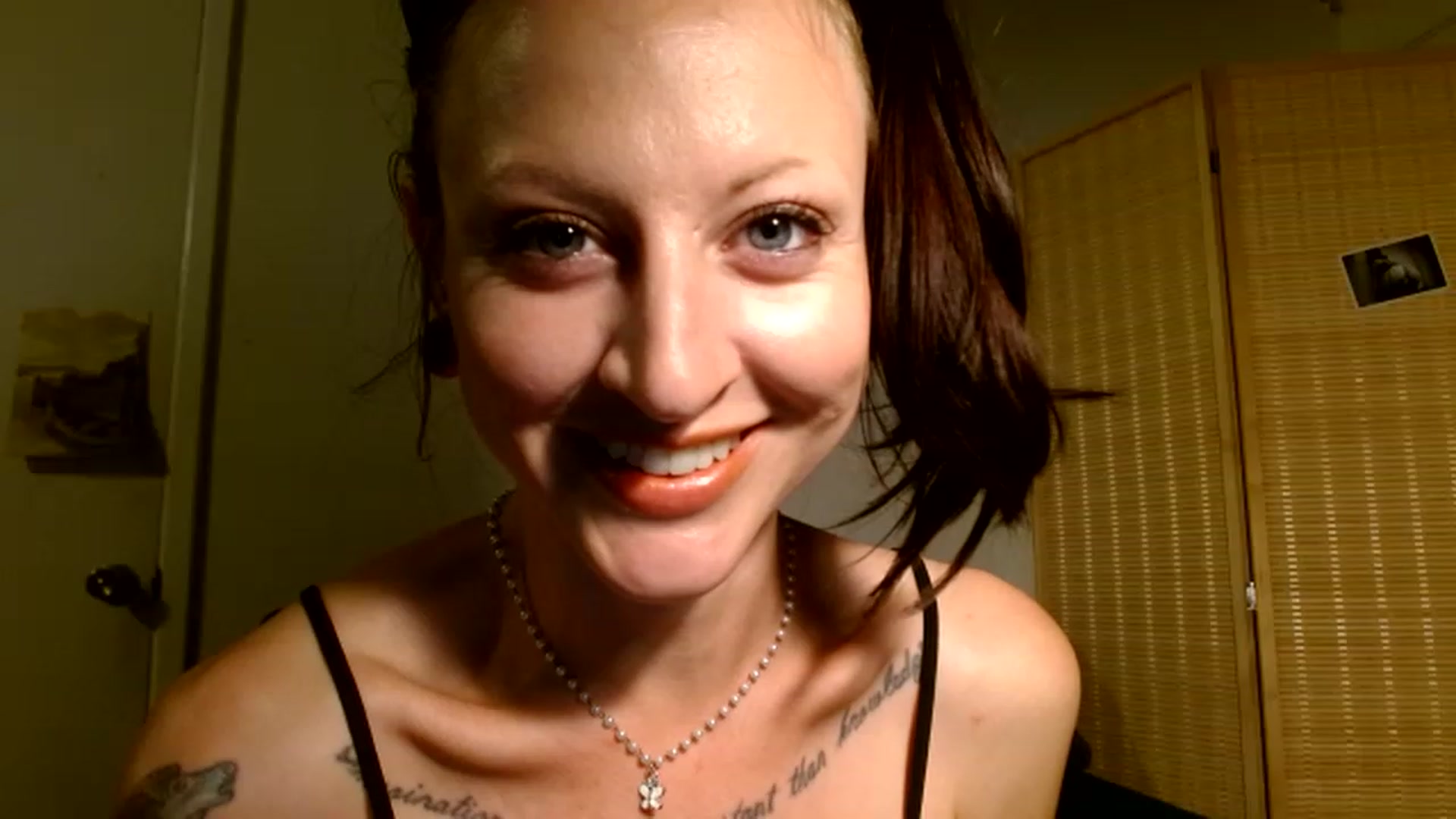 Gallery image thumbnail from Hail3y's myfreecams stream on, 11/18/2022, 20:51 image 6 of 20