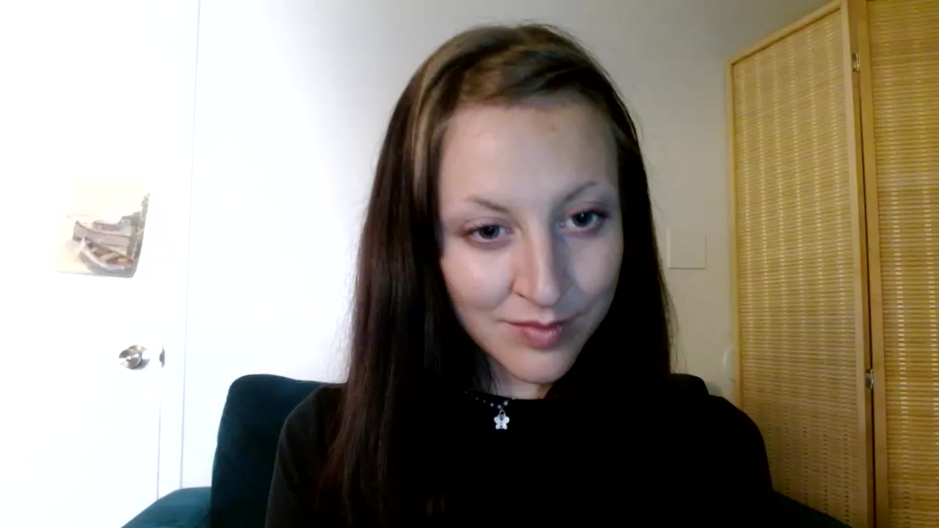 Gallery image thumbnail from Hail3y's myfreecams stream on, 11/21/2022, 20:37 image 14 of 20