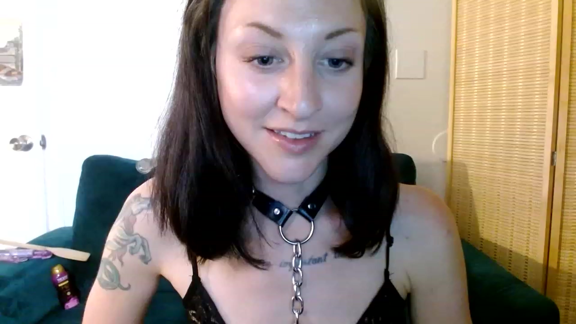 Gallery image thumbnail from Hail3y's myfreecams stream on, 11/22/2022, 21:46 image 13 of 20
