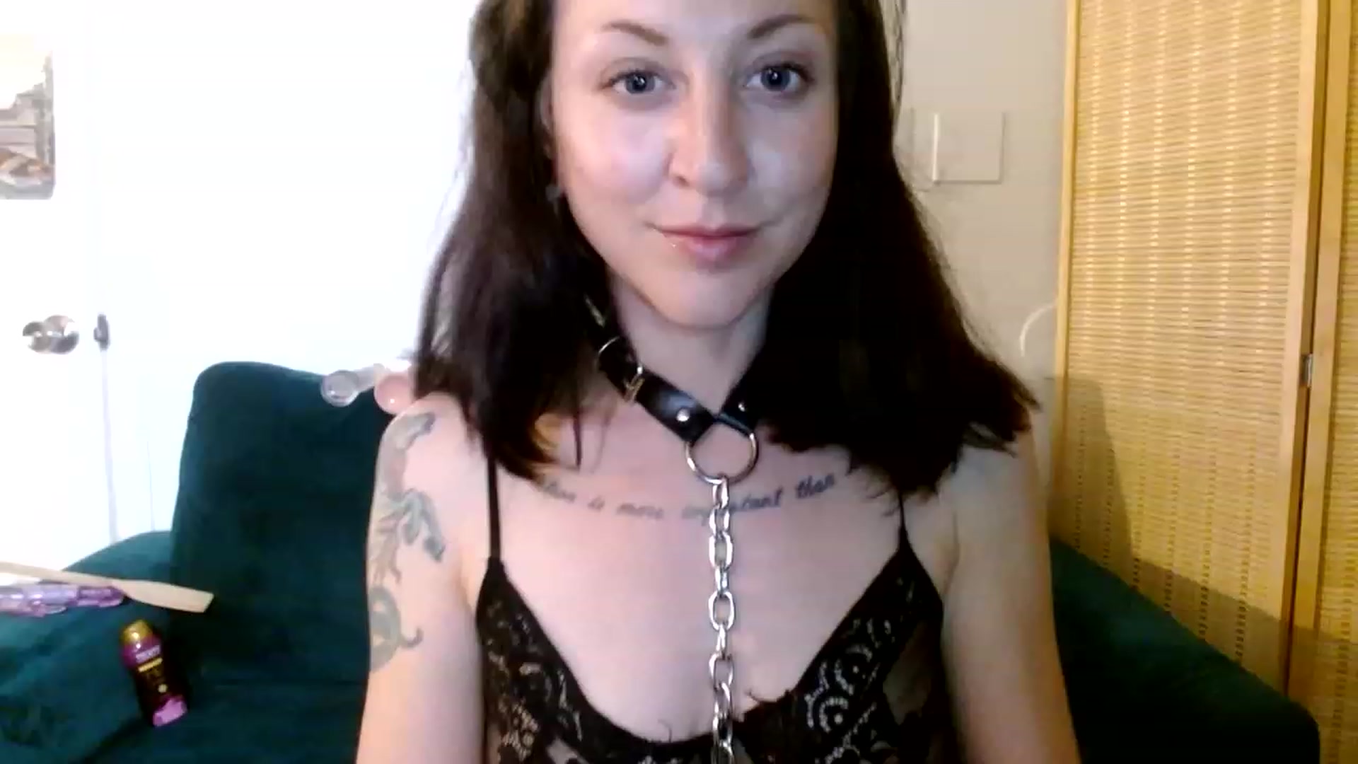 Gallery image thumbnail from Hail3y's myfreecams stream on, 11/22/2022, 21:46 image 11 of 20