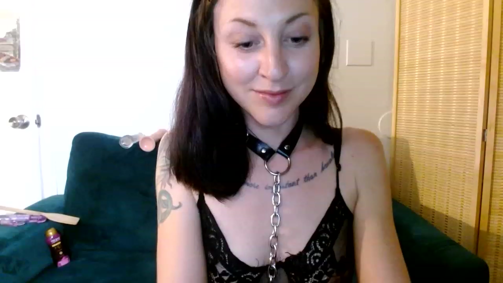 Gallery image thumbnail from Hail3y's myfreecams stream on, 11/22/2022, 21:46 image 18 of 20