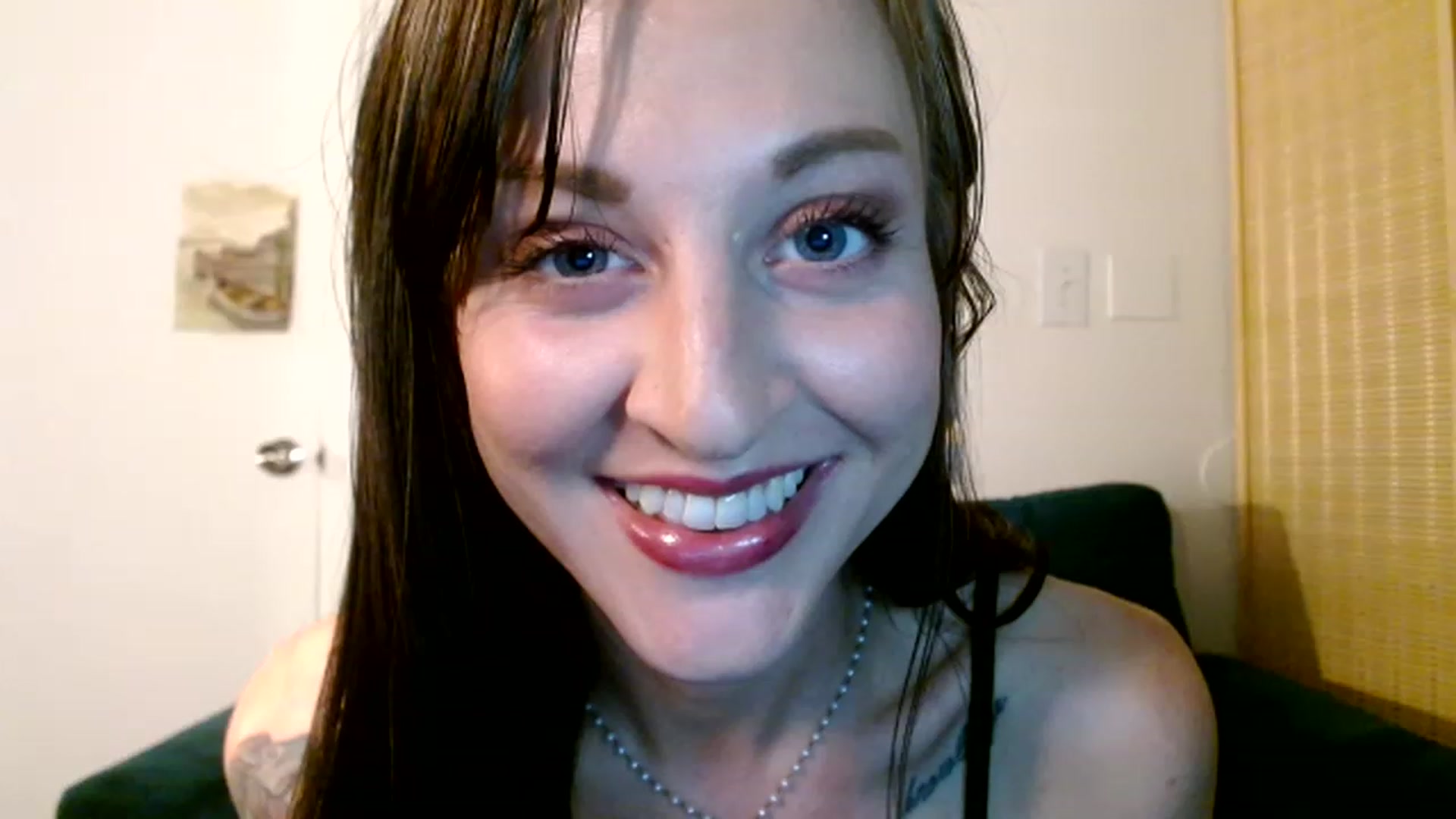 Gallery image thumbnail from Hail3y's myfreecams stream on, 12/01/2022, 24:02 image 12 of 20