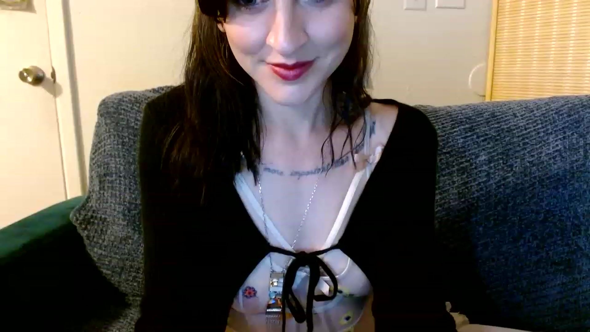 Gallery image thumbnail from Hail3y's myfreecams stream on, 12/31/2022, 11:52 image 4 of 20