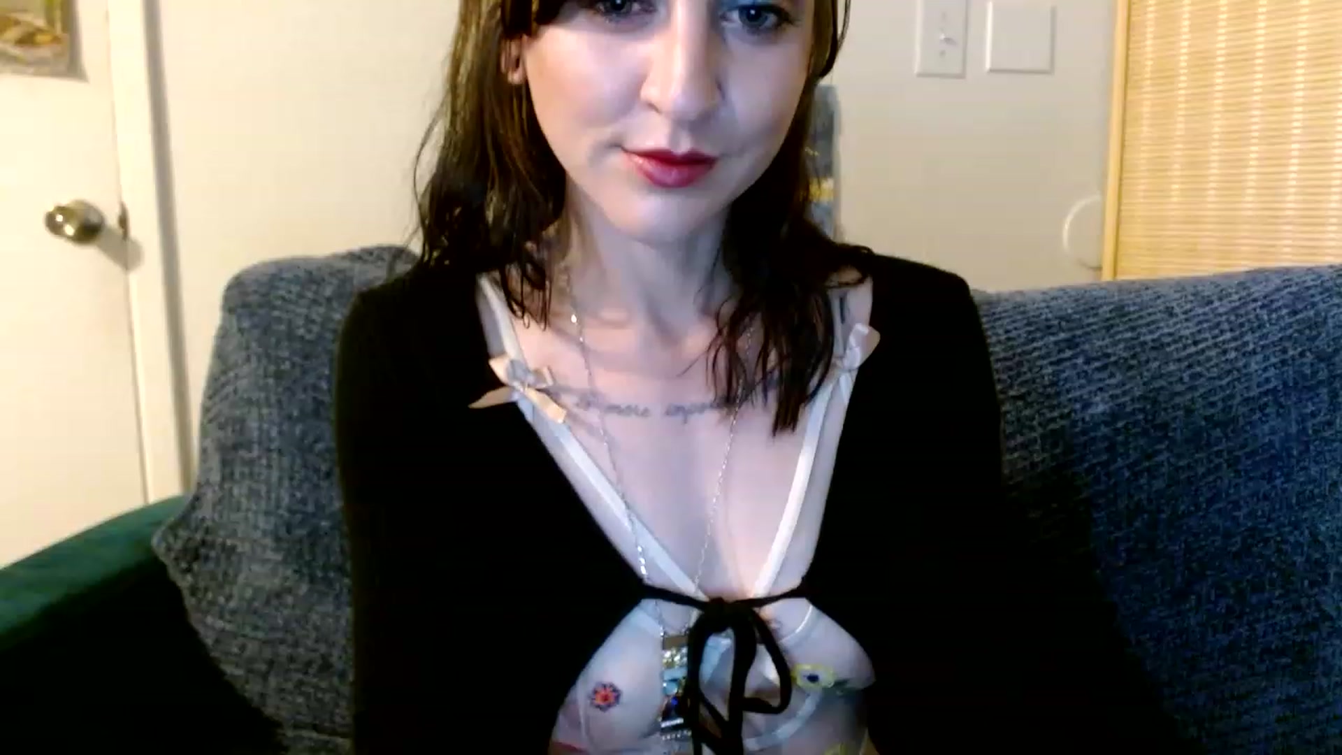 Gallery image thumbnail from Hail3y's myfreecams stream on, 12/31/2022, 11:52 image 12 of 20