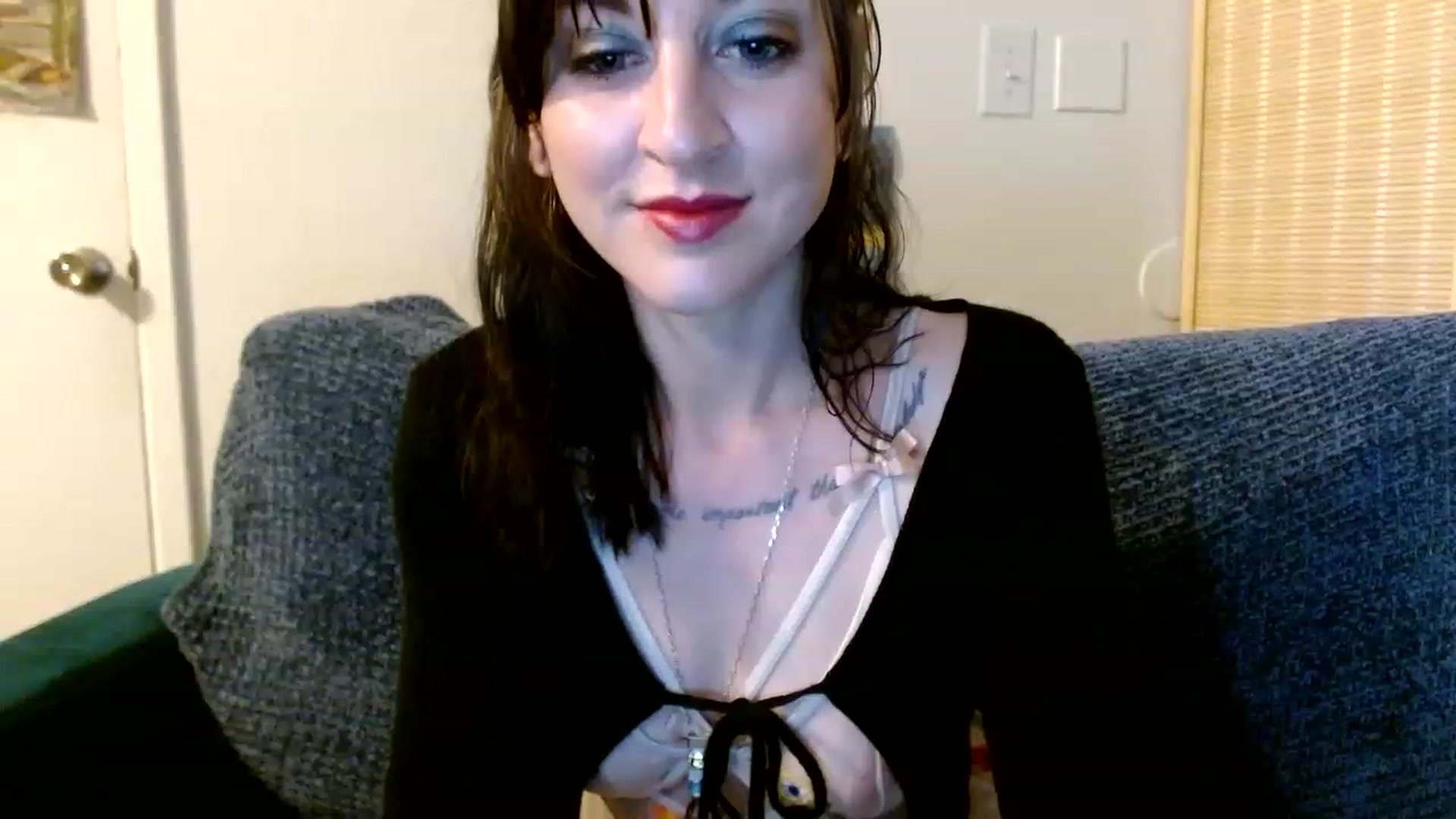 Gallery image thumbnail from Hail3y's myfreecams stream on, 12/31/2022, 11:52 image 2 of 20