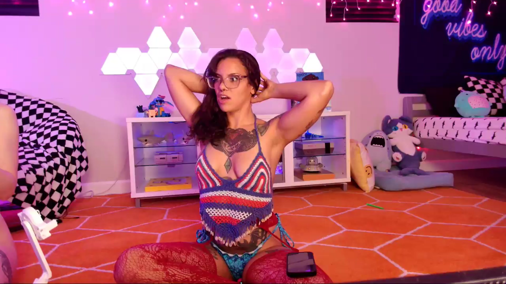 Gallery image thumbnail from HailWilds's myfreecams stream on, 07/26/2026, 08:10 image 1 of 20