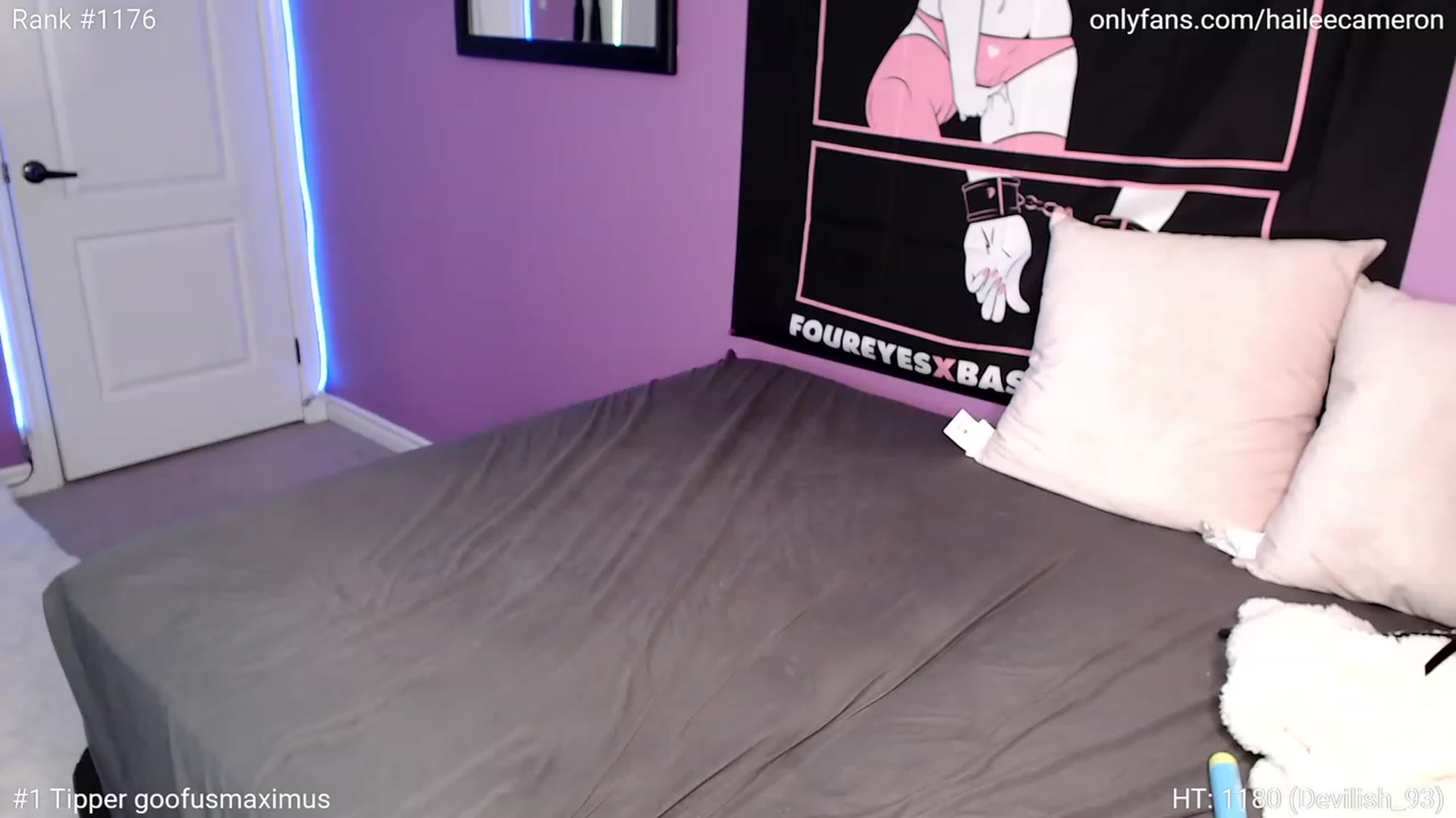 Gallery image thumbnail from HaileeCameron's myfreecams stream on, 11/24/2022, 04:17 image 5 of 20